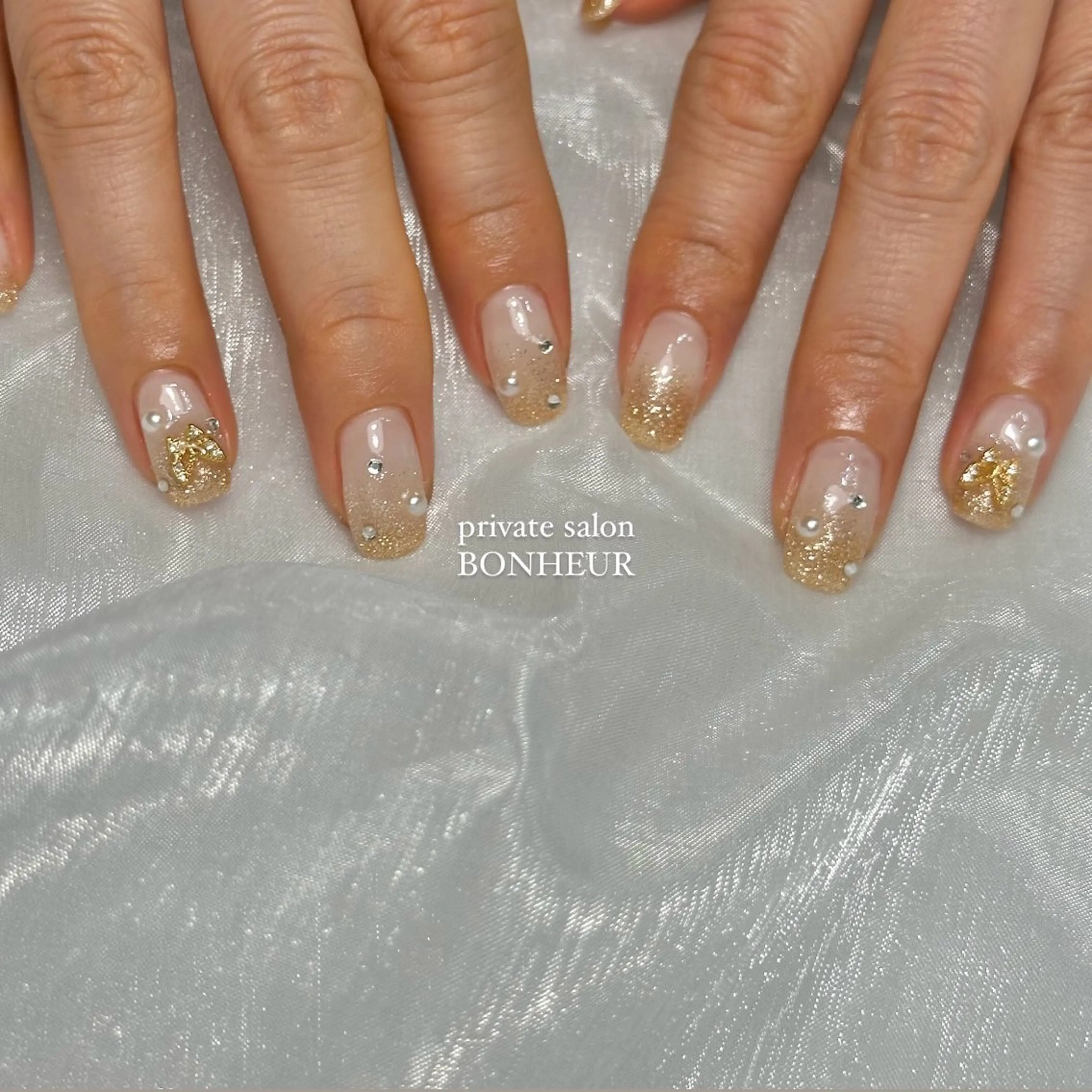 ネイル ハンドネイル BONHEUR Annaのネイルデザイン