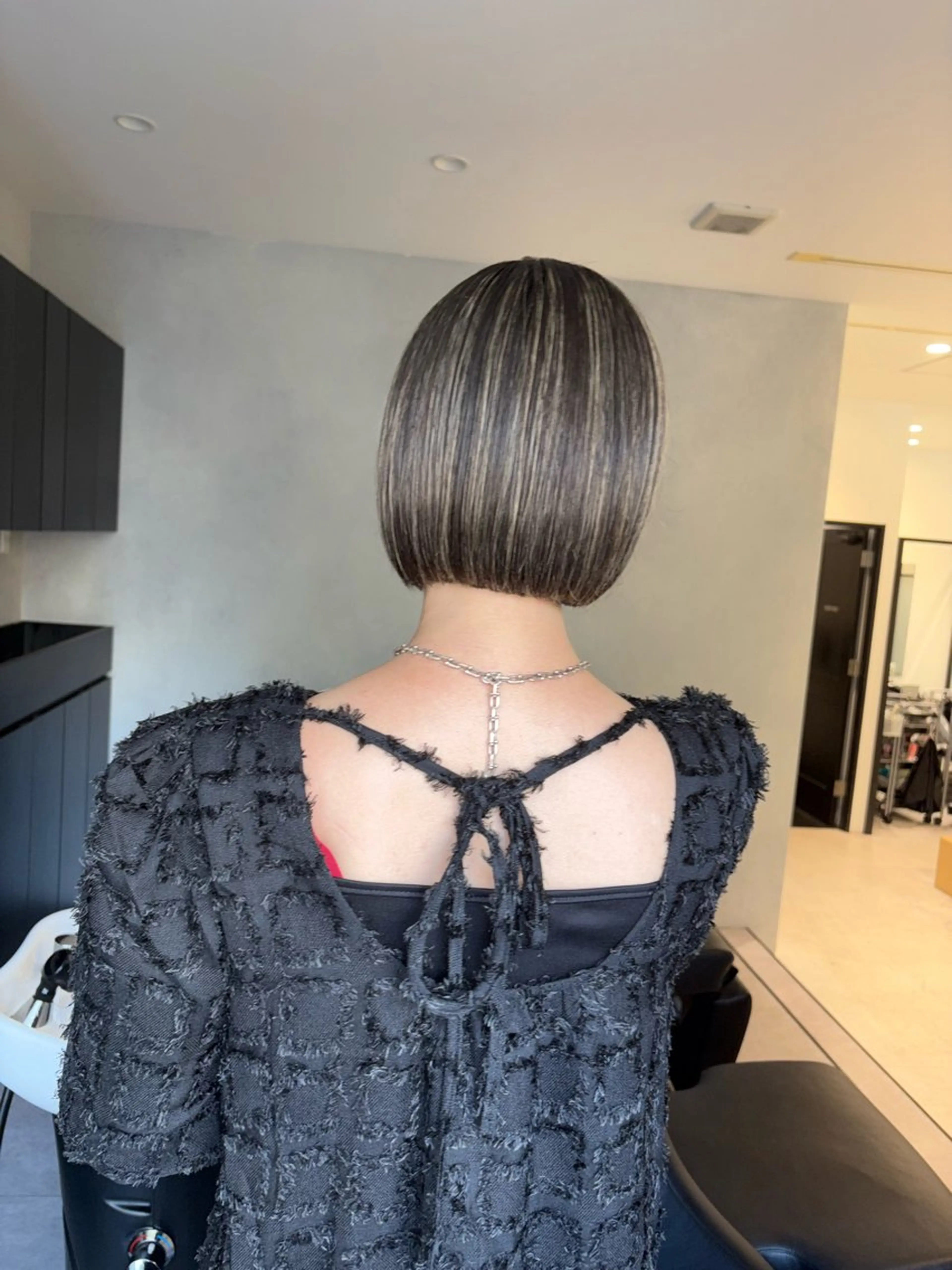 ショート カラー カット ヘアカラー トリートメント SALOWIN天神大名WEST店所属・吉武 茂暉のヘアスタイル