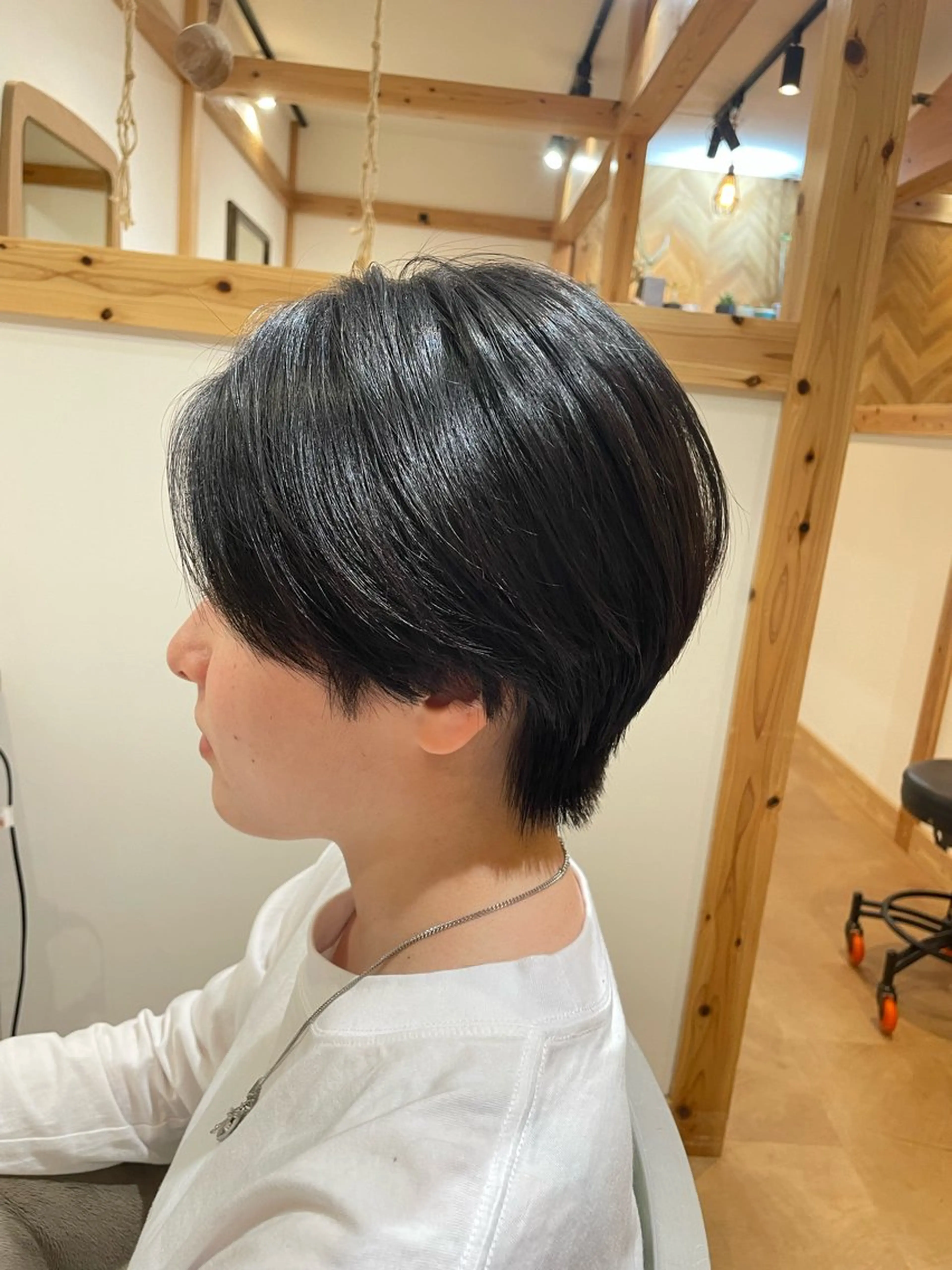 ショート ショートヘア カット パーマ 山口里莉 /ブリーチカラーのヘアスタイル