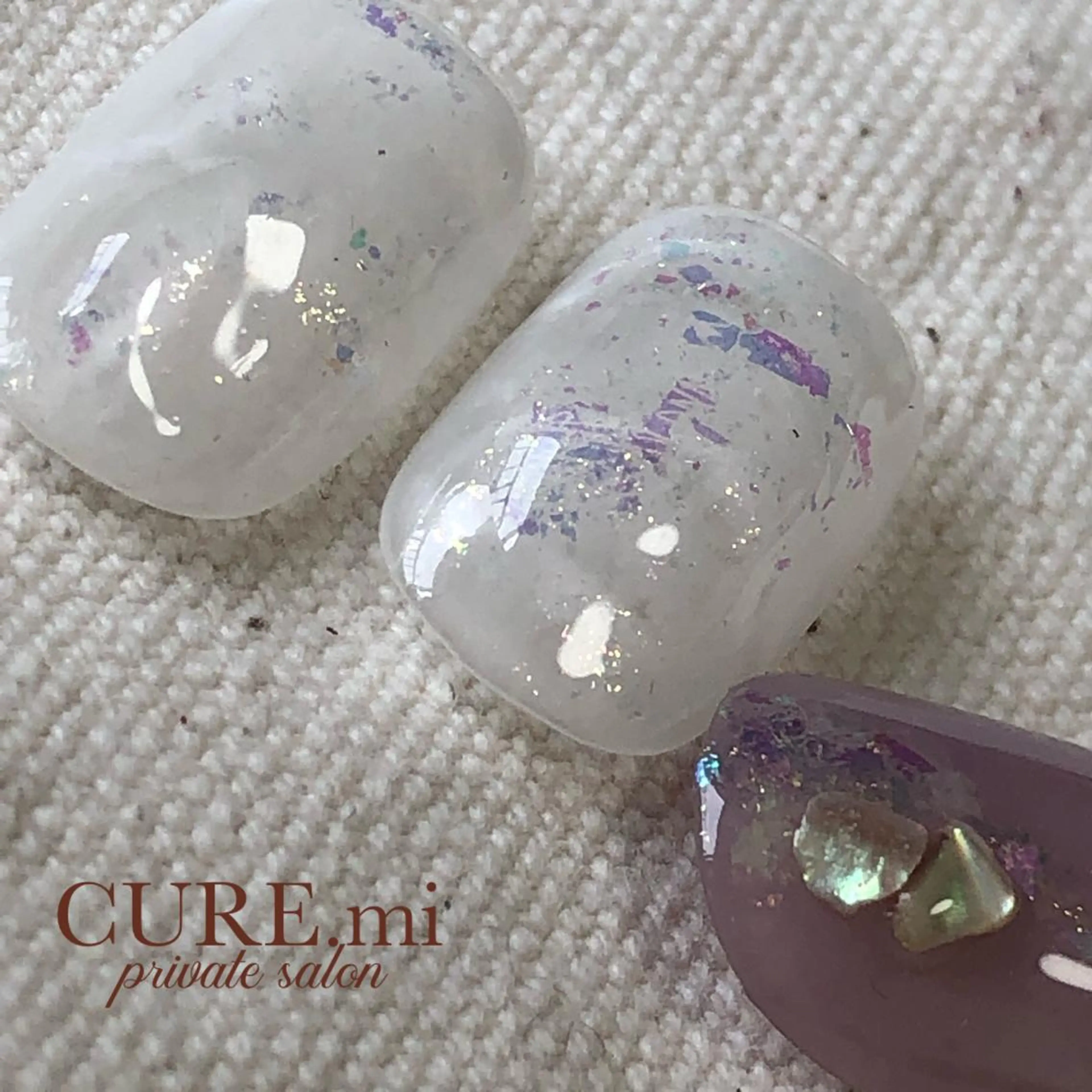 ネイル ニュアンスネイル ホワイト ハンドネイル ハンドケア 伊藤 美香のその他イメージ