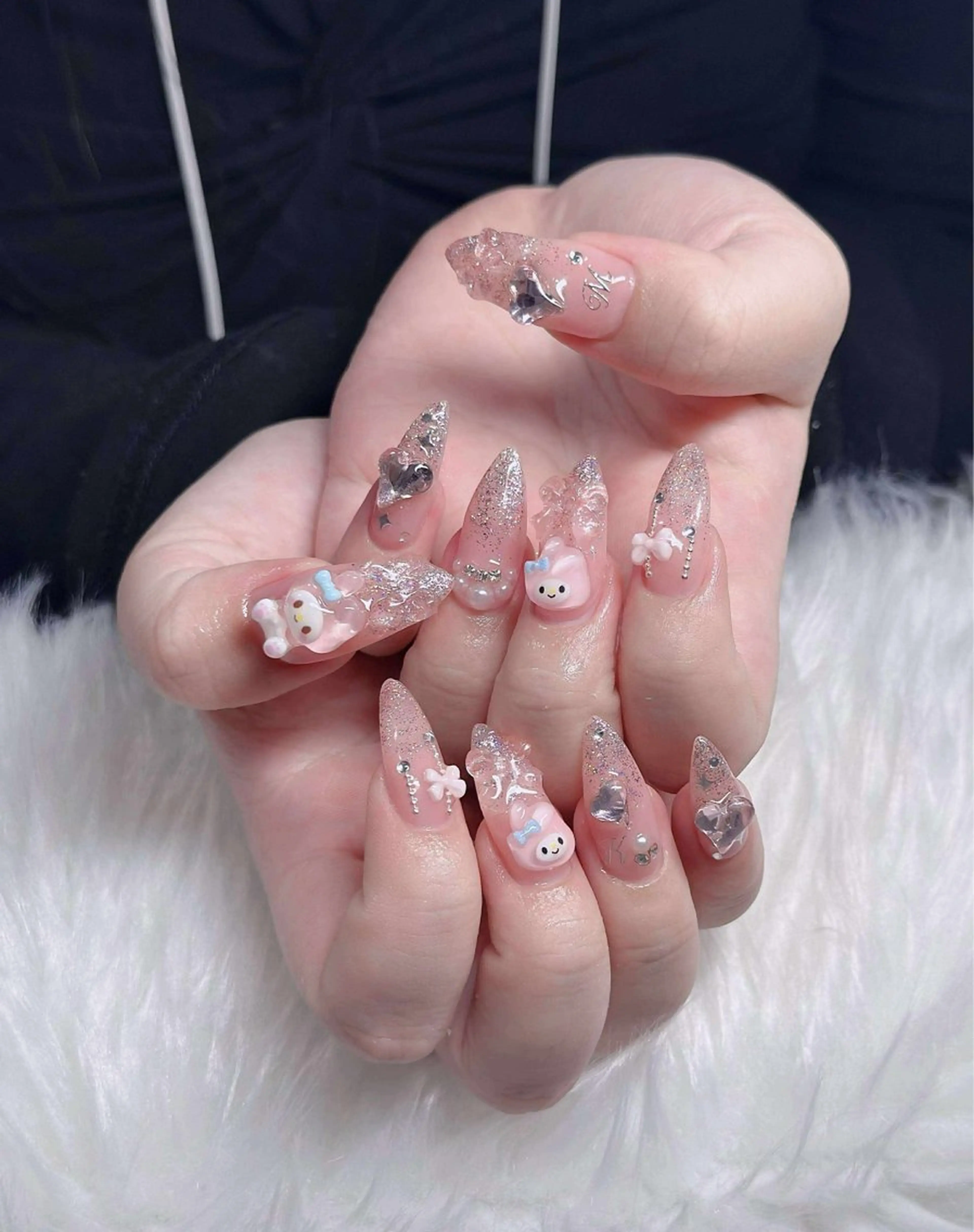 ネイル フレンチネイル ジェルネイル ガラスフレンチ ハロウィン ハート H.baby nail所属・H.baby Nail Salonのネイルデザイン