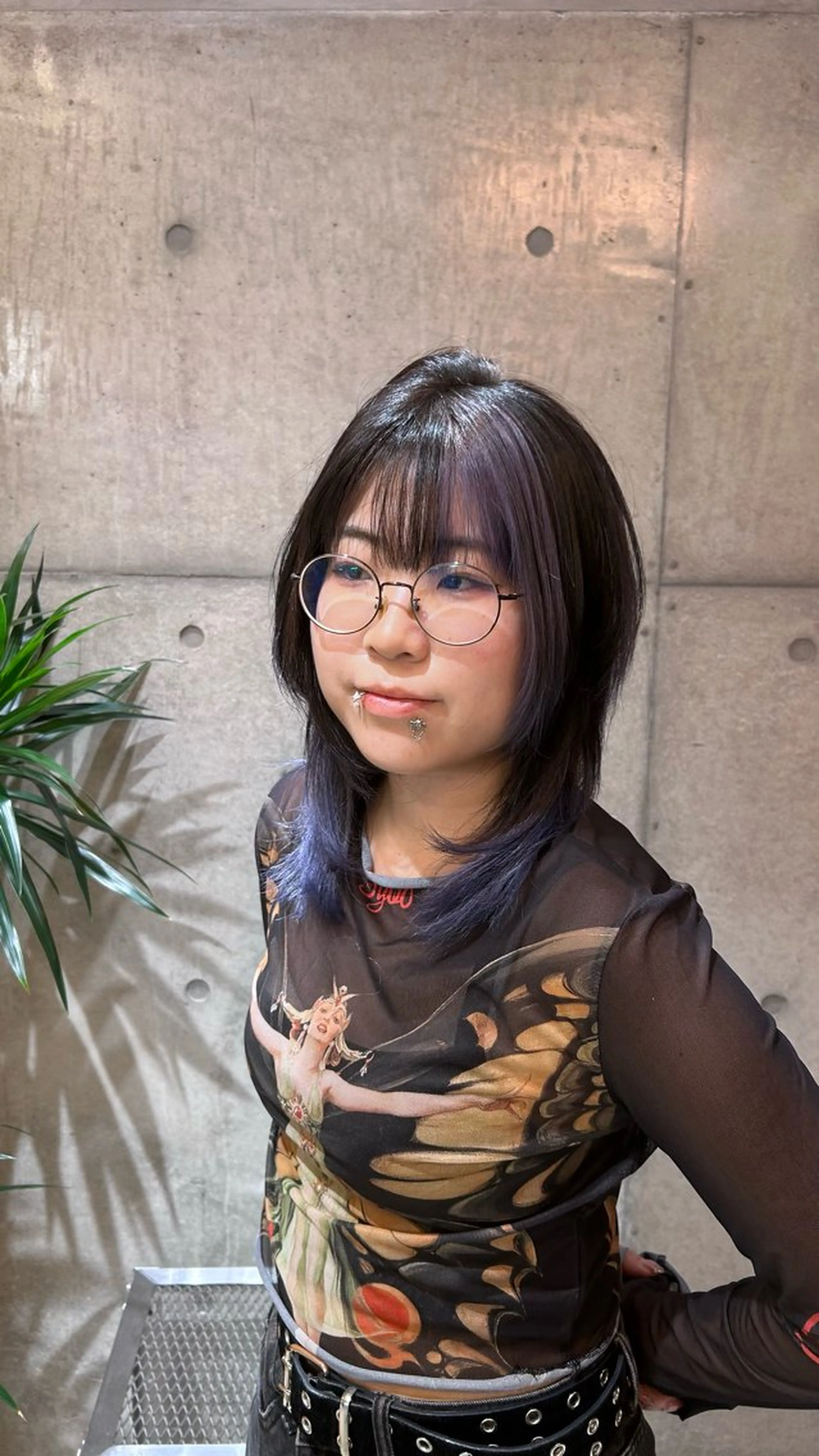 ミディアム カラー ヘアカラー 閼伽井 誇和のヘアスタイル
