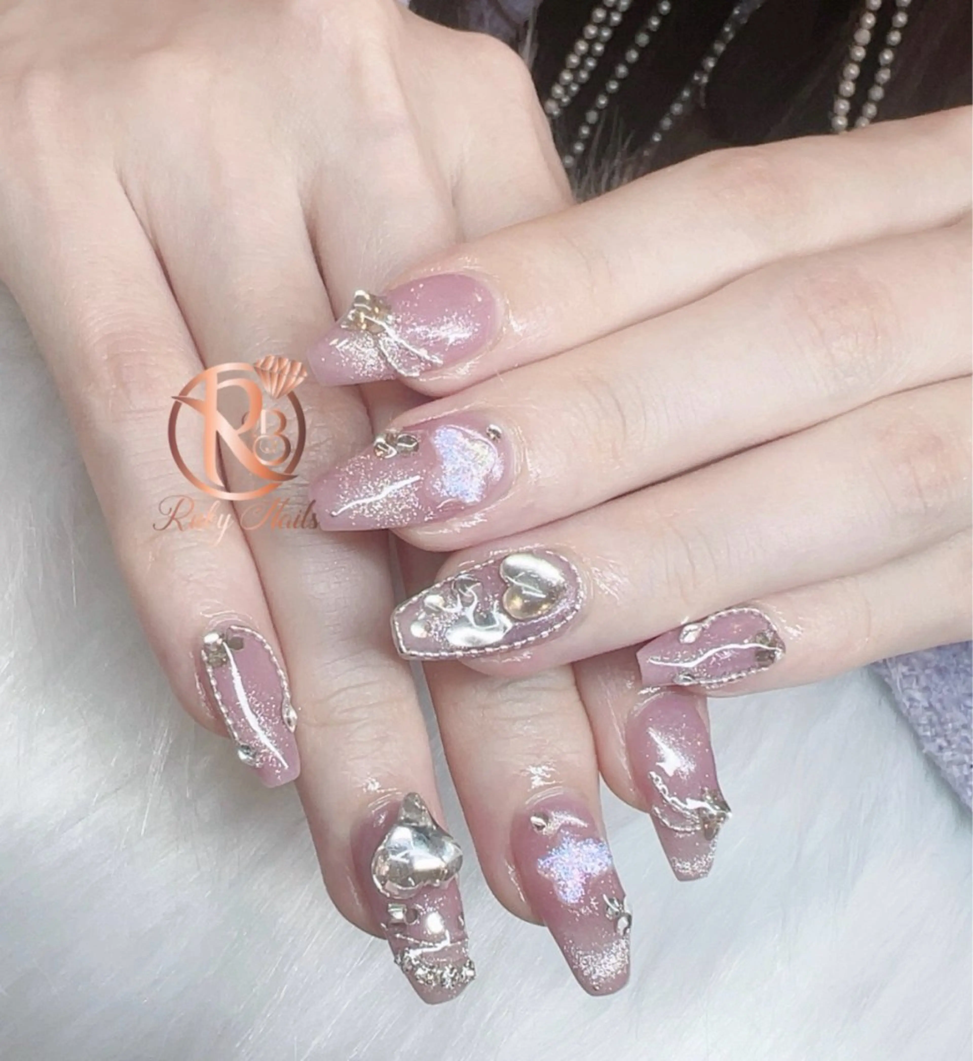 ネイル キラキラネイル マグネットネイル ピンク 春ネイル ハンドネイル RUBY Nail 日暮里店のネイルデザイン