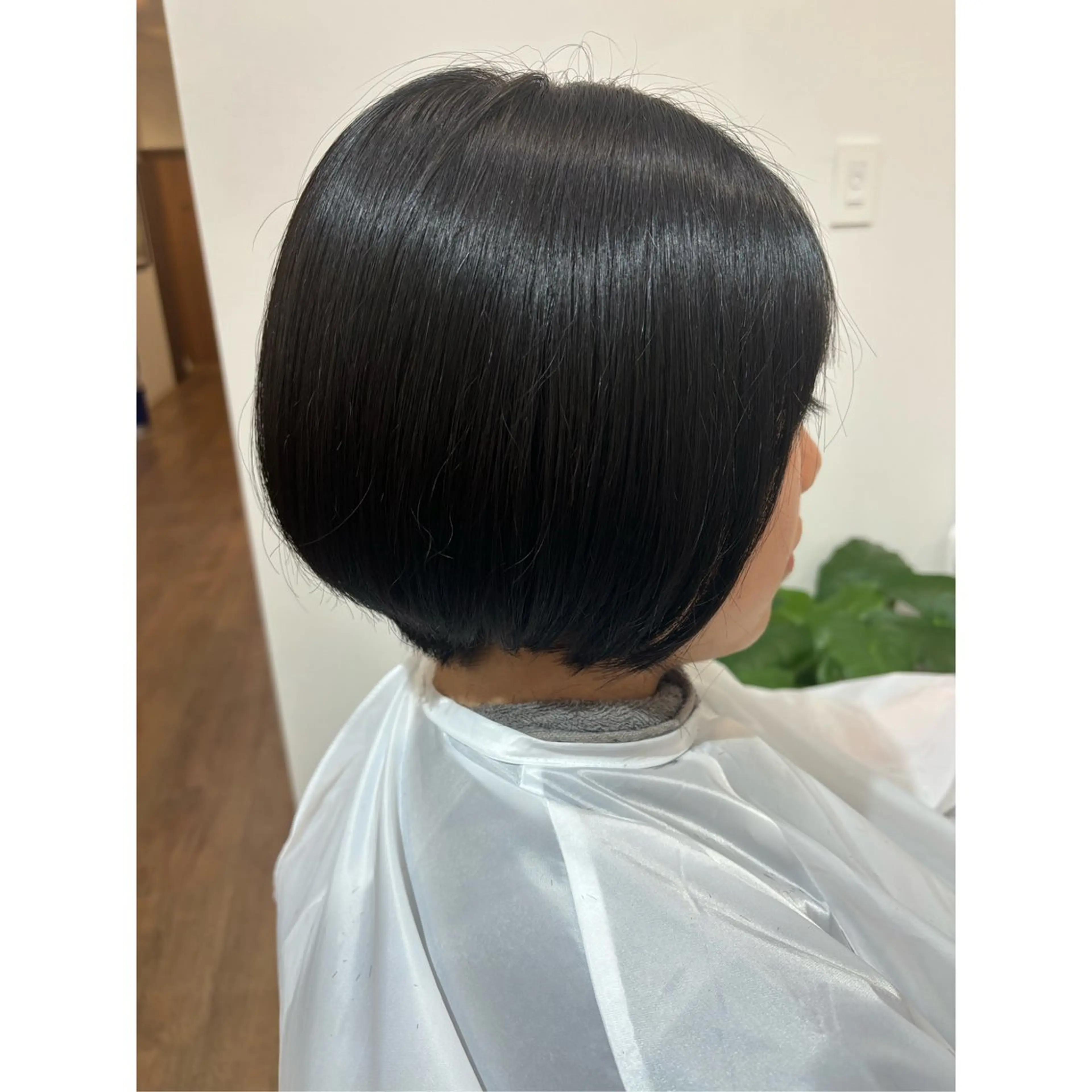 ショート ボブ ショートヘア 志田 萌のヘアスタイル