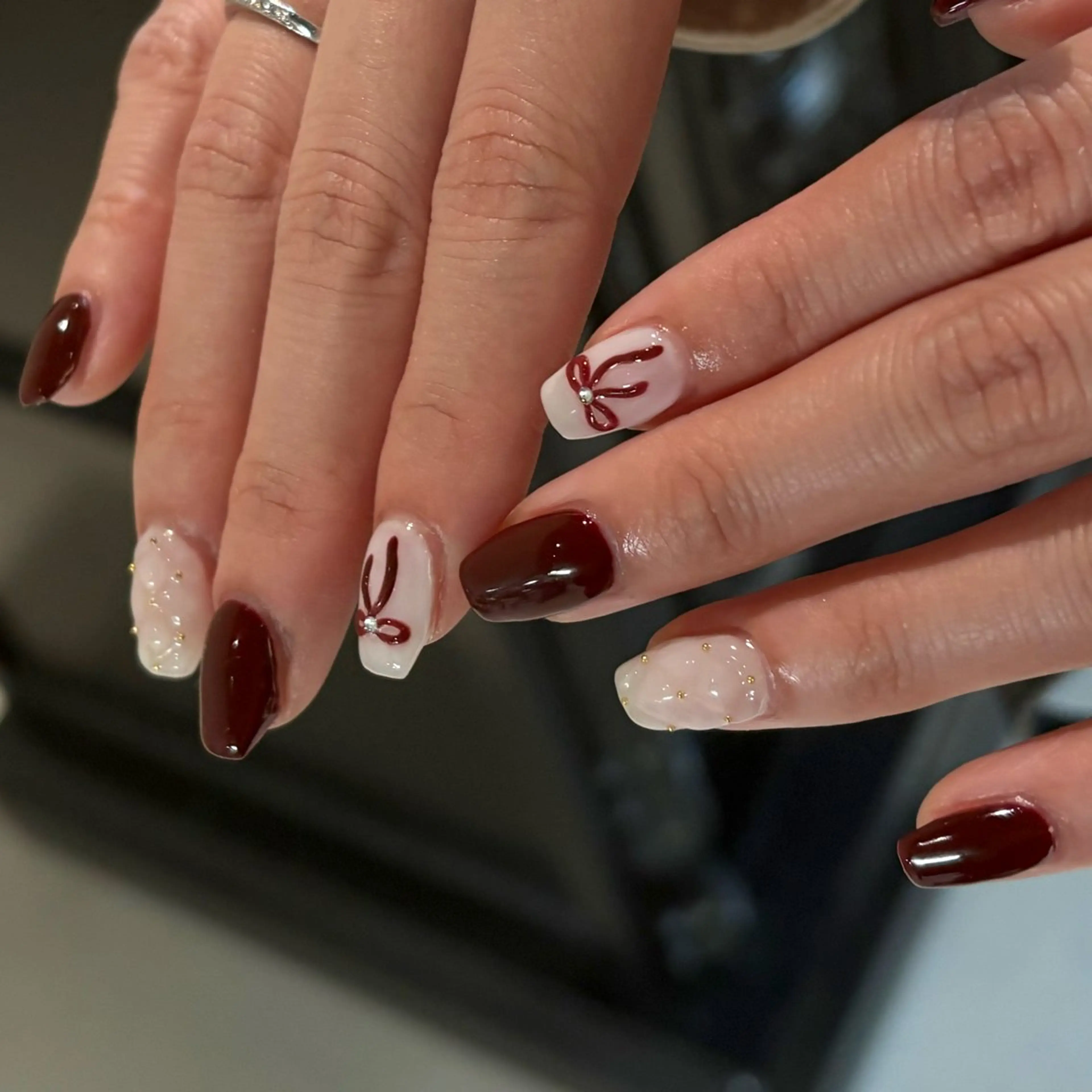 ネイル ハンドネイル ネイルサロンAmo 🎀のネイルデザイン