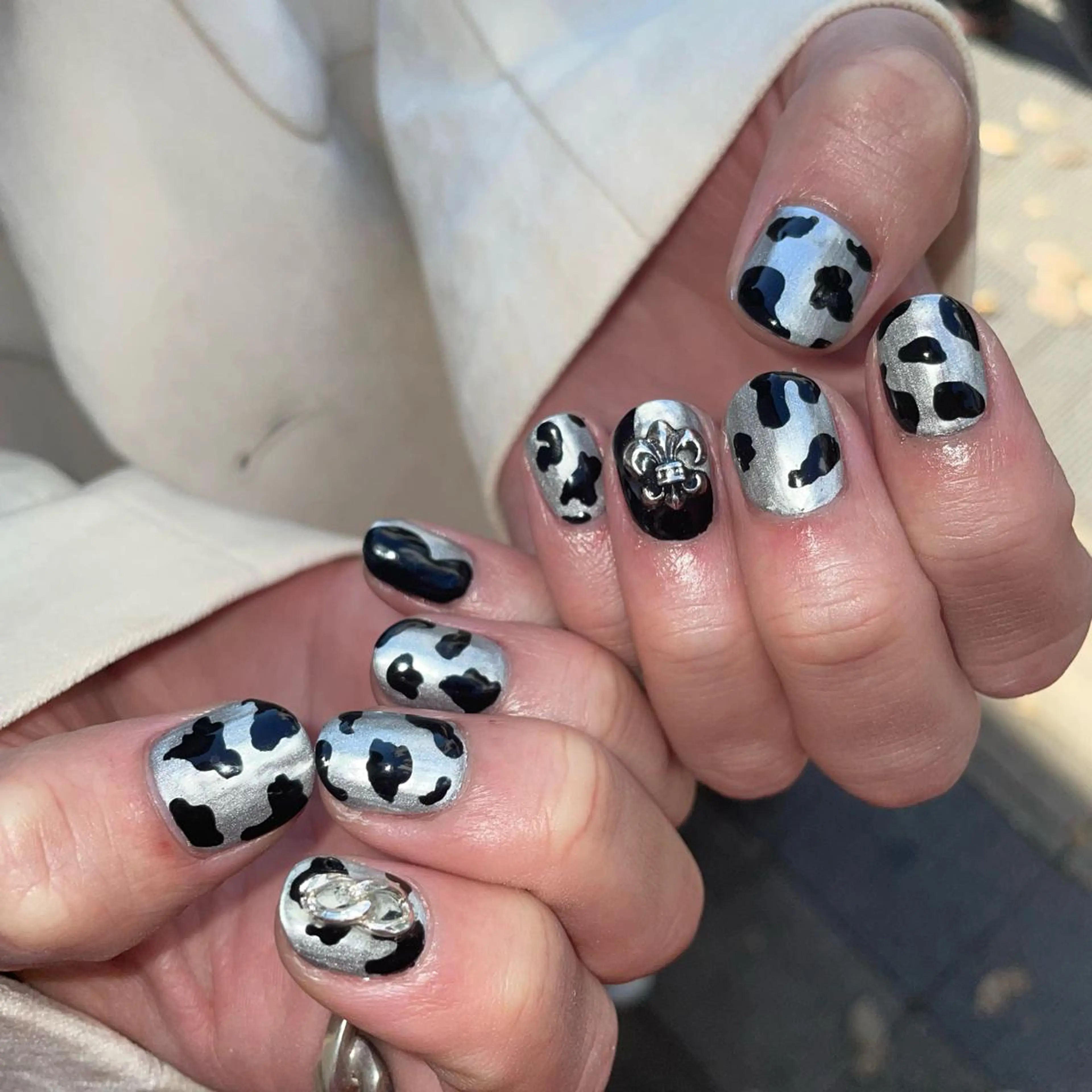 ネイル 【 ﾈｲﾘｽﾄ&ｱｲ ﾘｽﾄ】キヨカのネイルデザイン