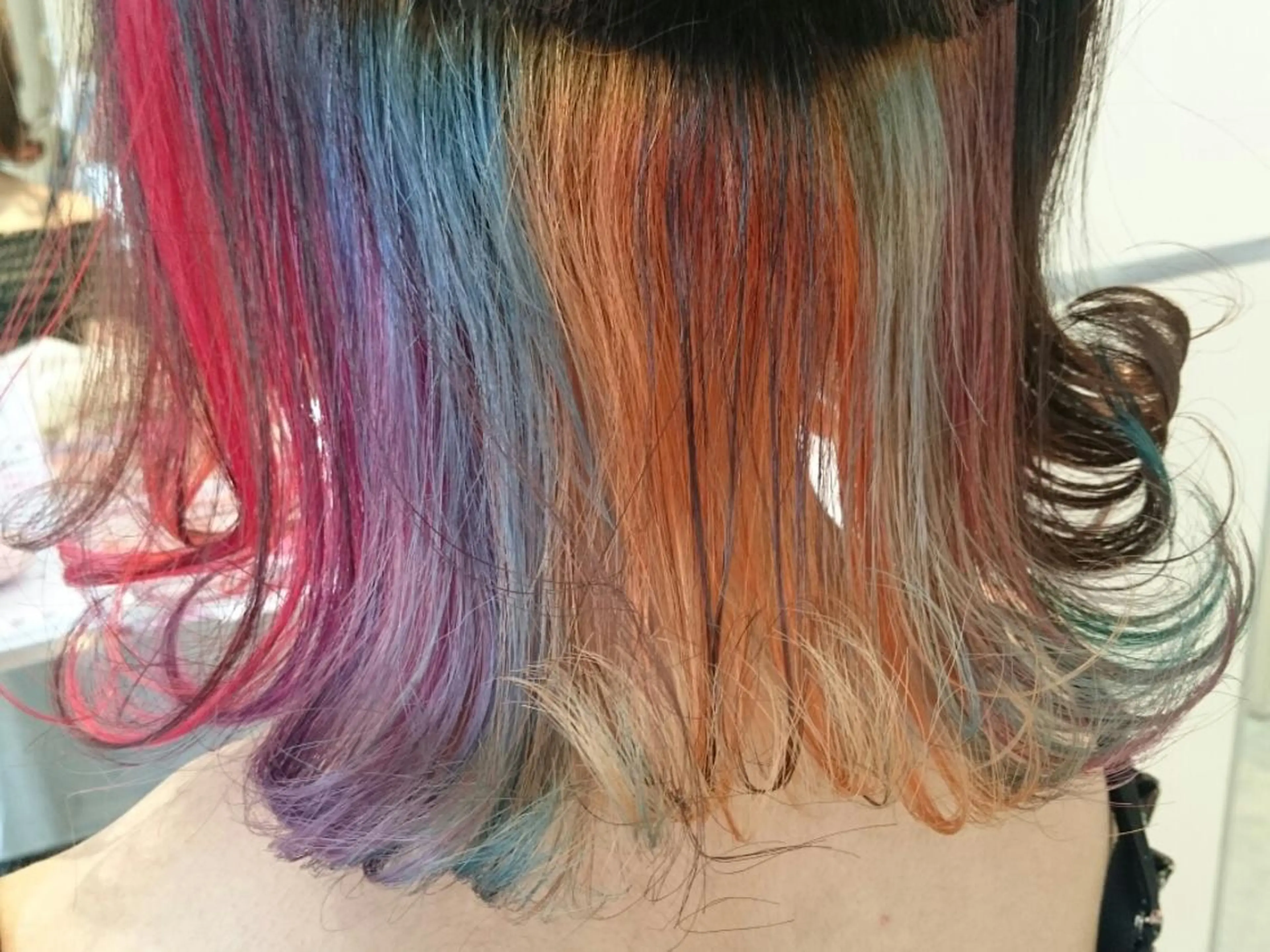 カラー ユニコーンカラー 浦川 敬太のヘアスタイル