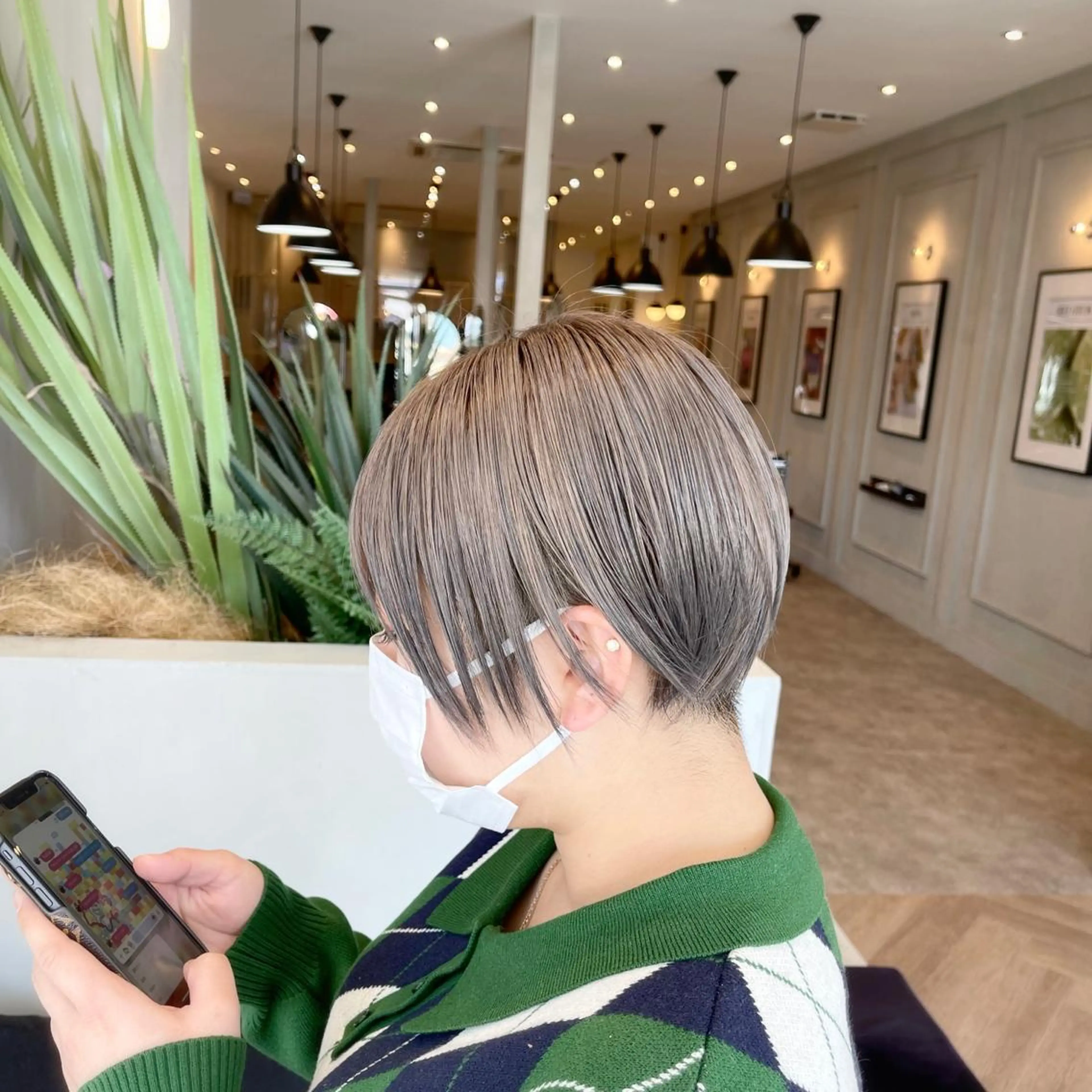 ショート カラー バレイヤージュ デザインカラー ハイライトカラー 外国人風カラー ハイライト カット ヘアカラー トリートメント アンドウ ユウ/ レイヤーカット/韓国のヘアスタイル