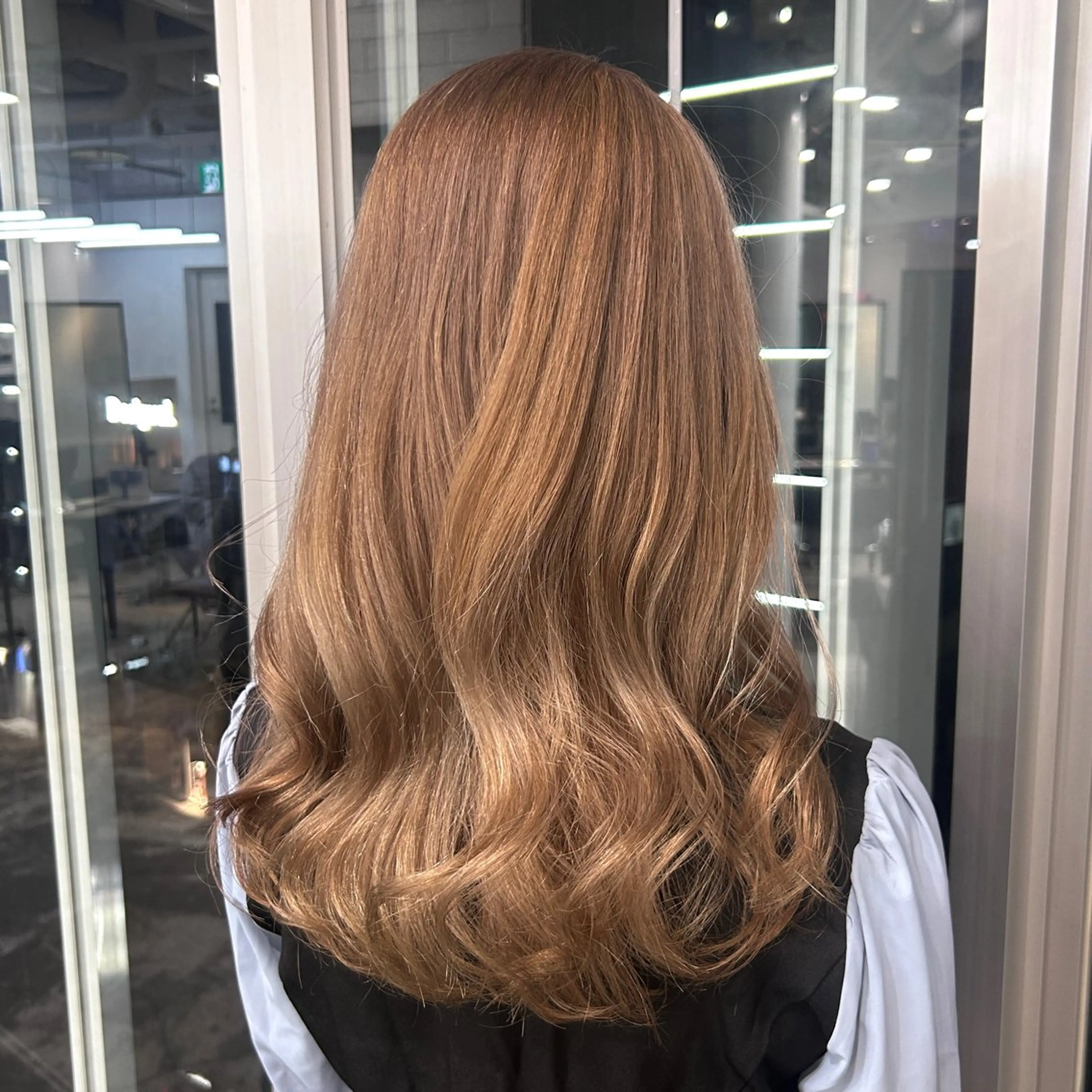 ミディアム カラー ヘアカラー トリートメント ✨うる艶/ブリーチ✨ 𝓡𝒖𝓷𝐚💋のヘアスタイル