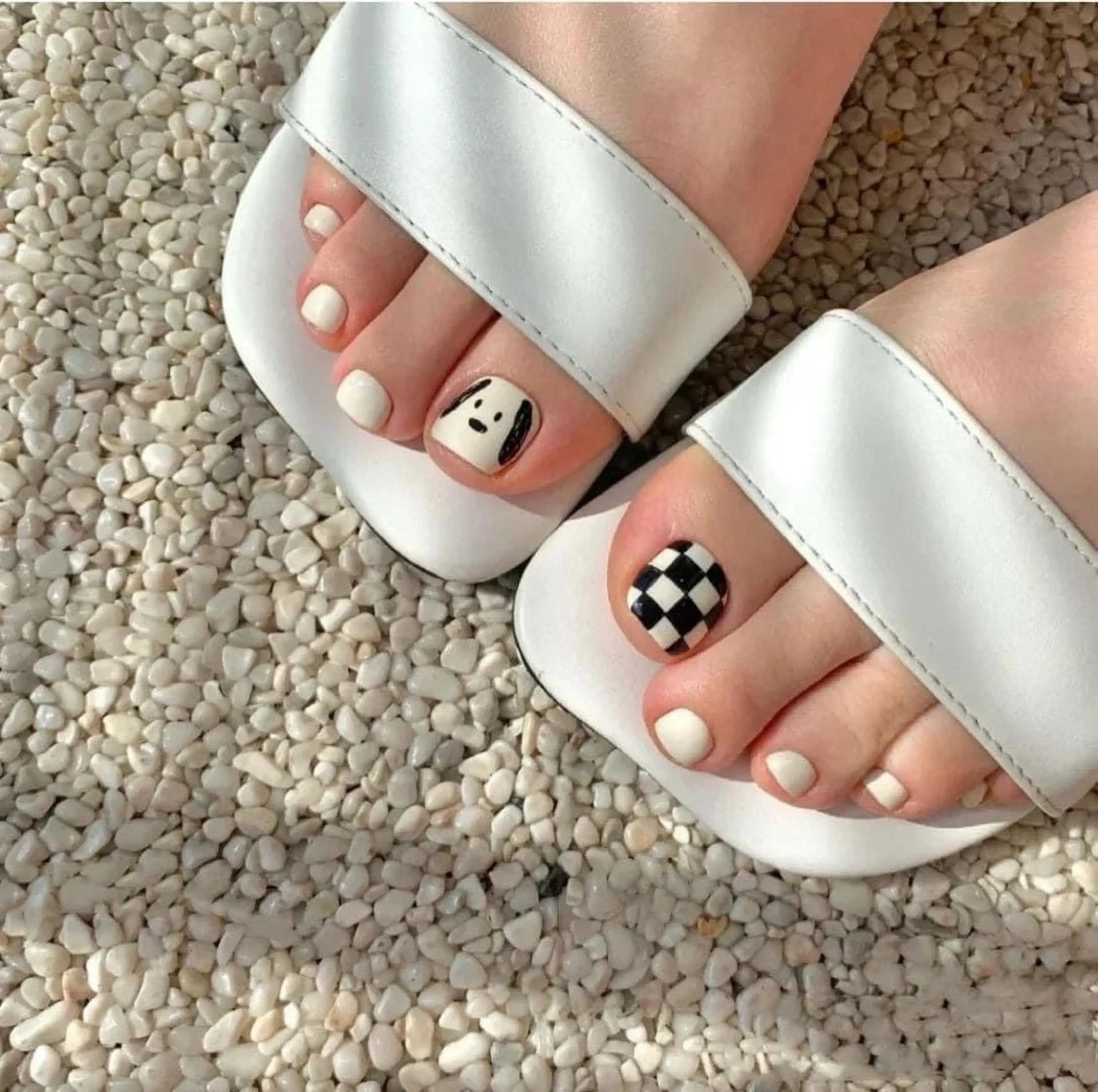 ネイル フットネイル RosyBeauty Salon所属・RosyBeauty Salonのネイルデザイン