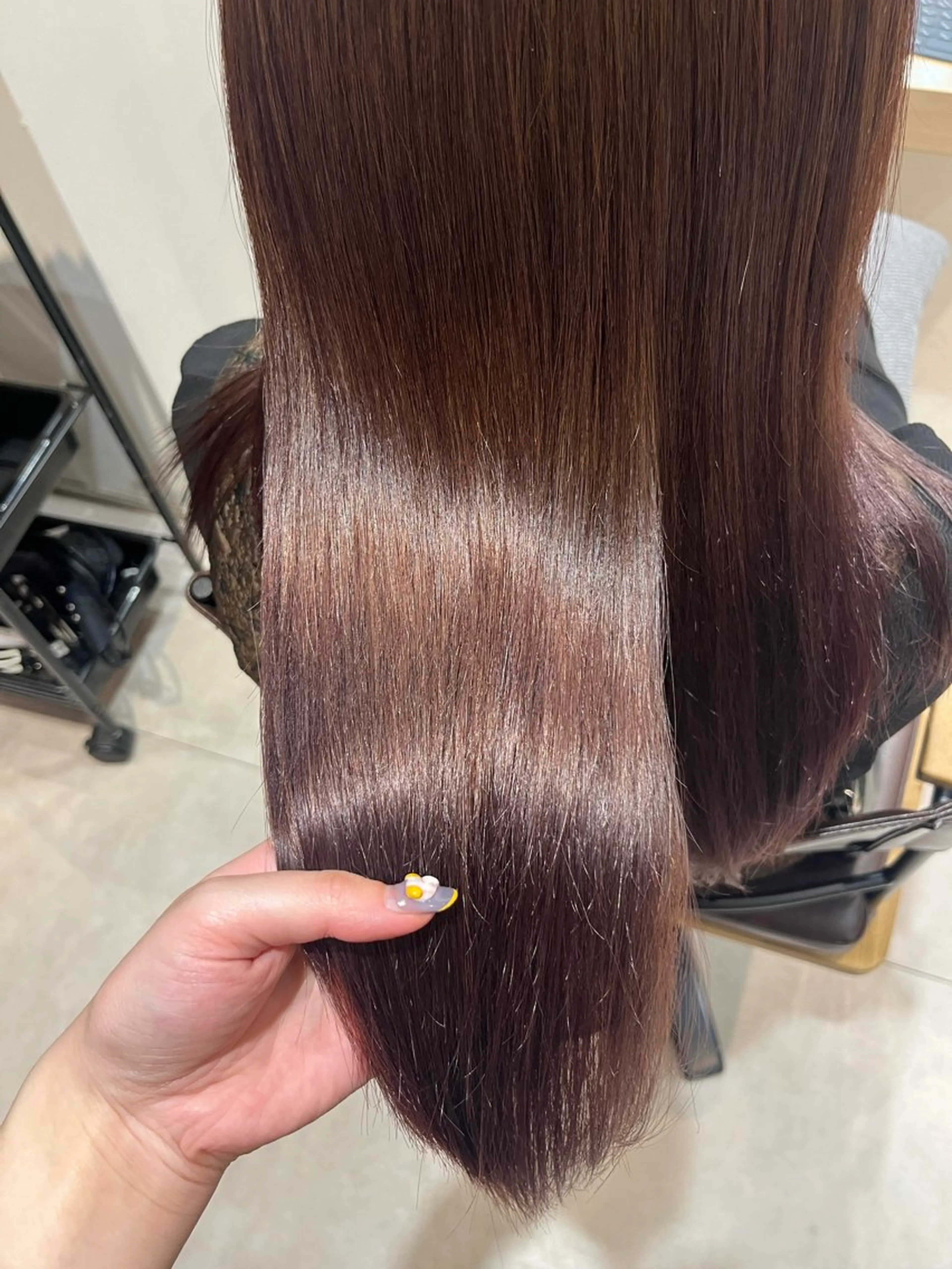 ロング カラー ベージュカラー ラベンダーカラー ラベンダーベージュ 【lyann表参道】 大内優衣のヘアスタイル