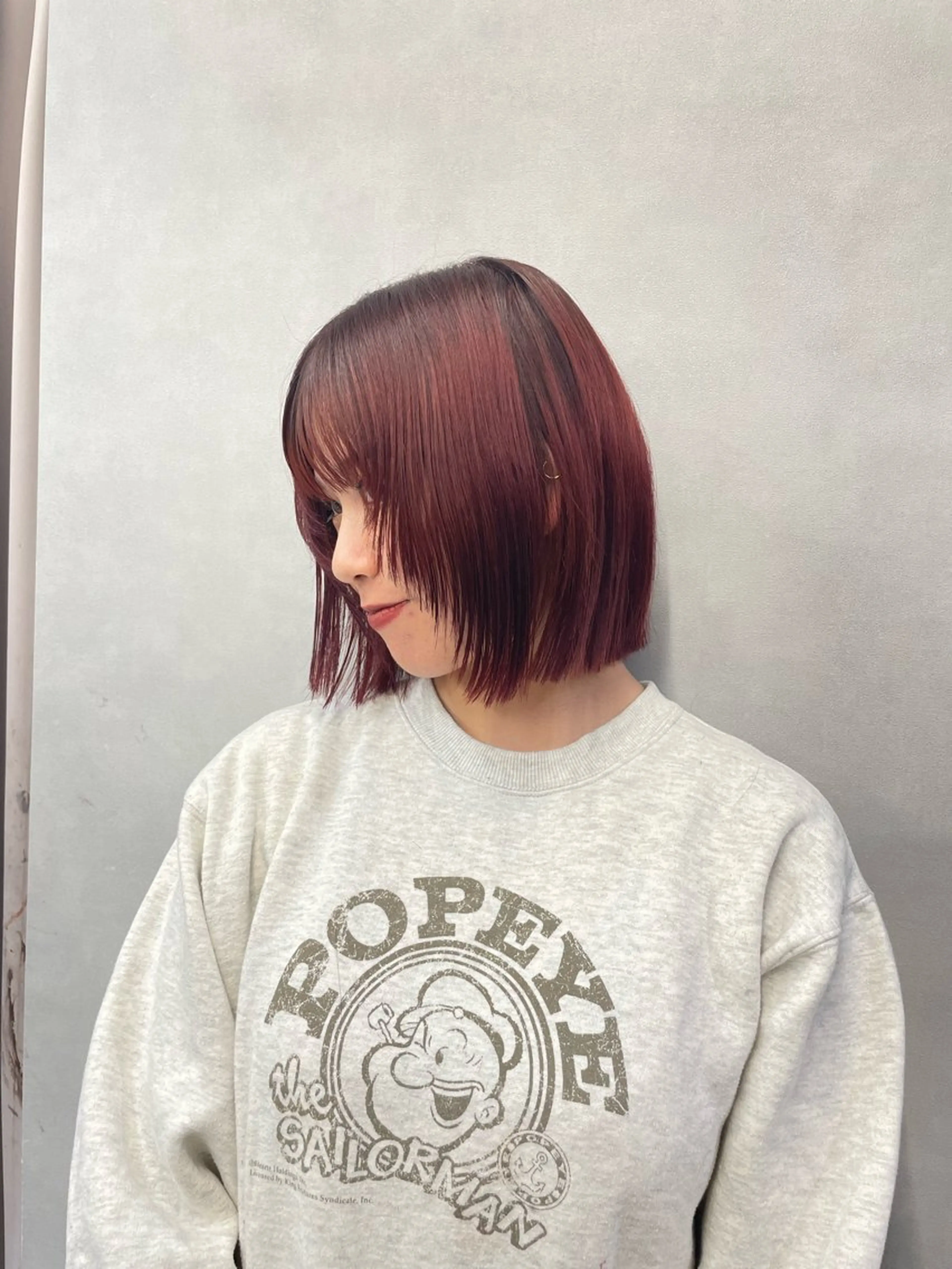 ミディアム カラー レッドカラー レイヤーカット yui/ layer cutのヘアスタイル