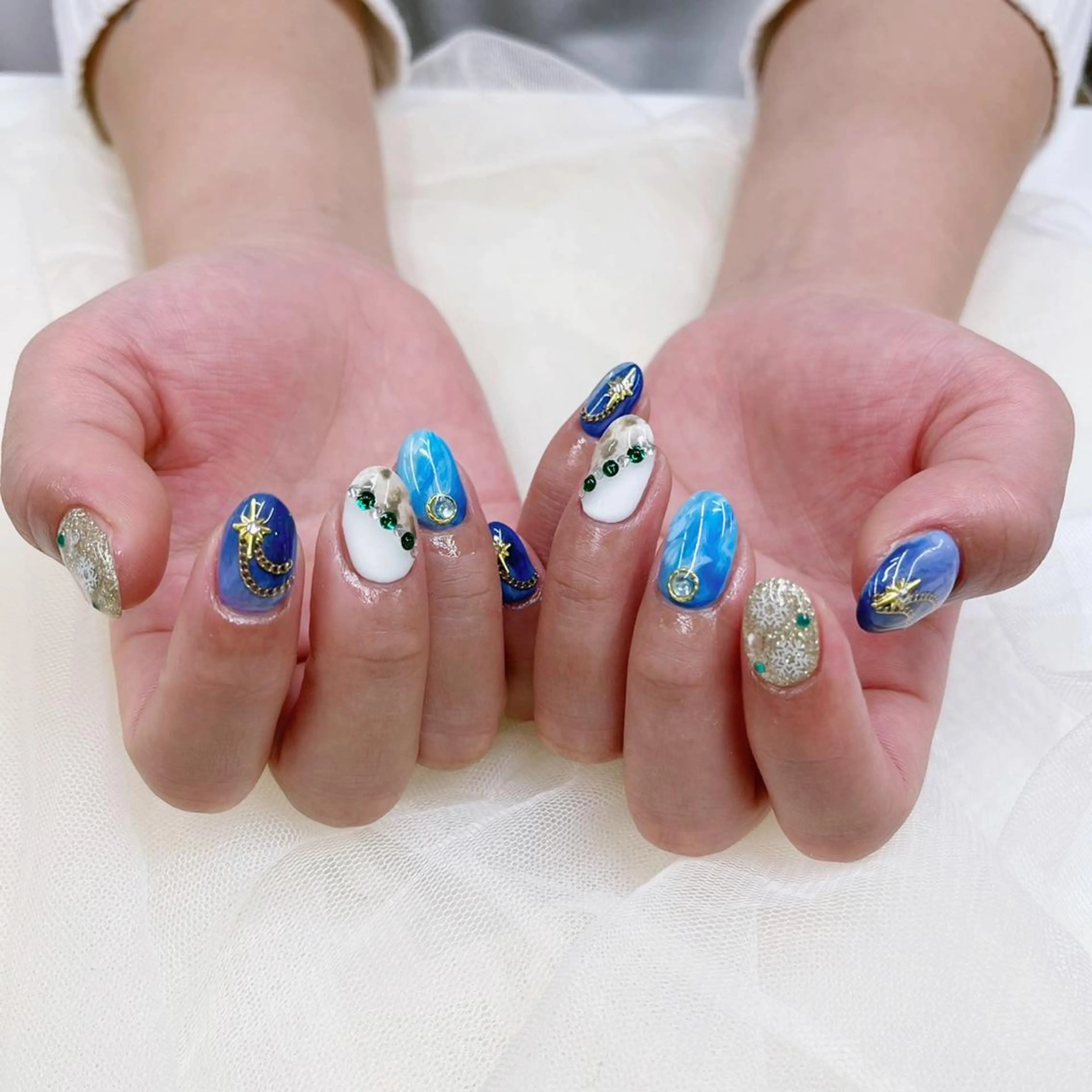 ミディアム ハンドネイル nail jaol池袋店所属・ネイルJaol 池袋のネイルデザイン