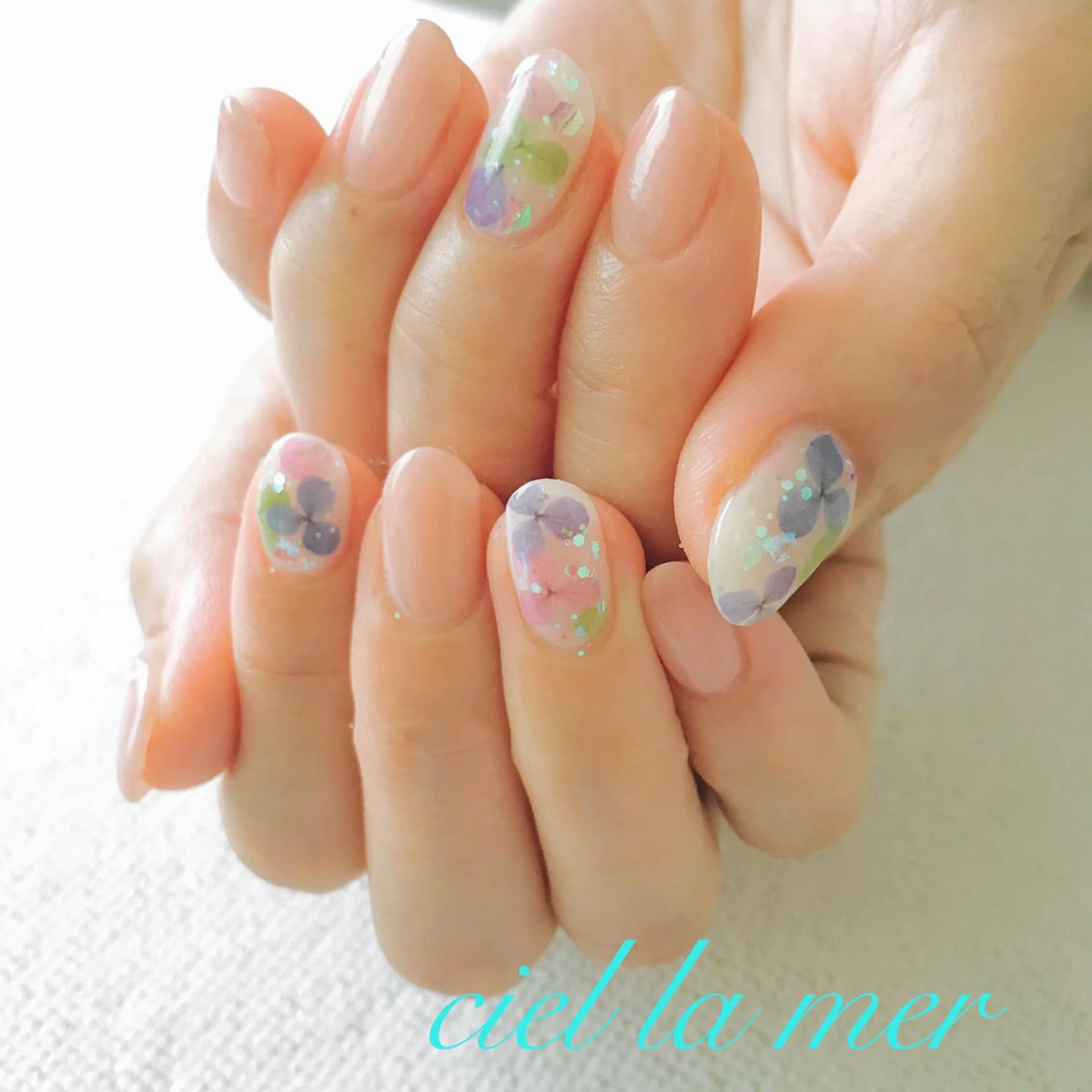 ネイル ハンドネイル フットネイル ciel la merのネイルデザイン