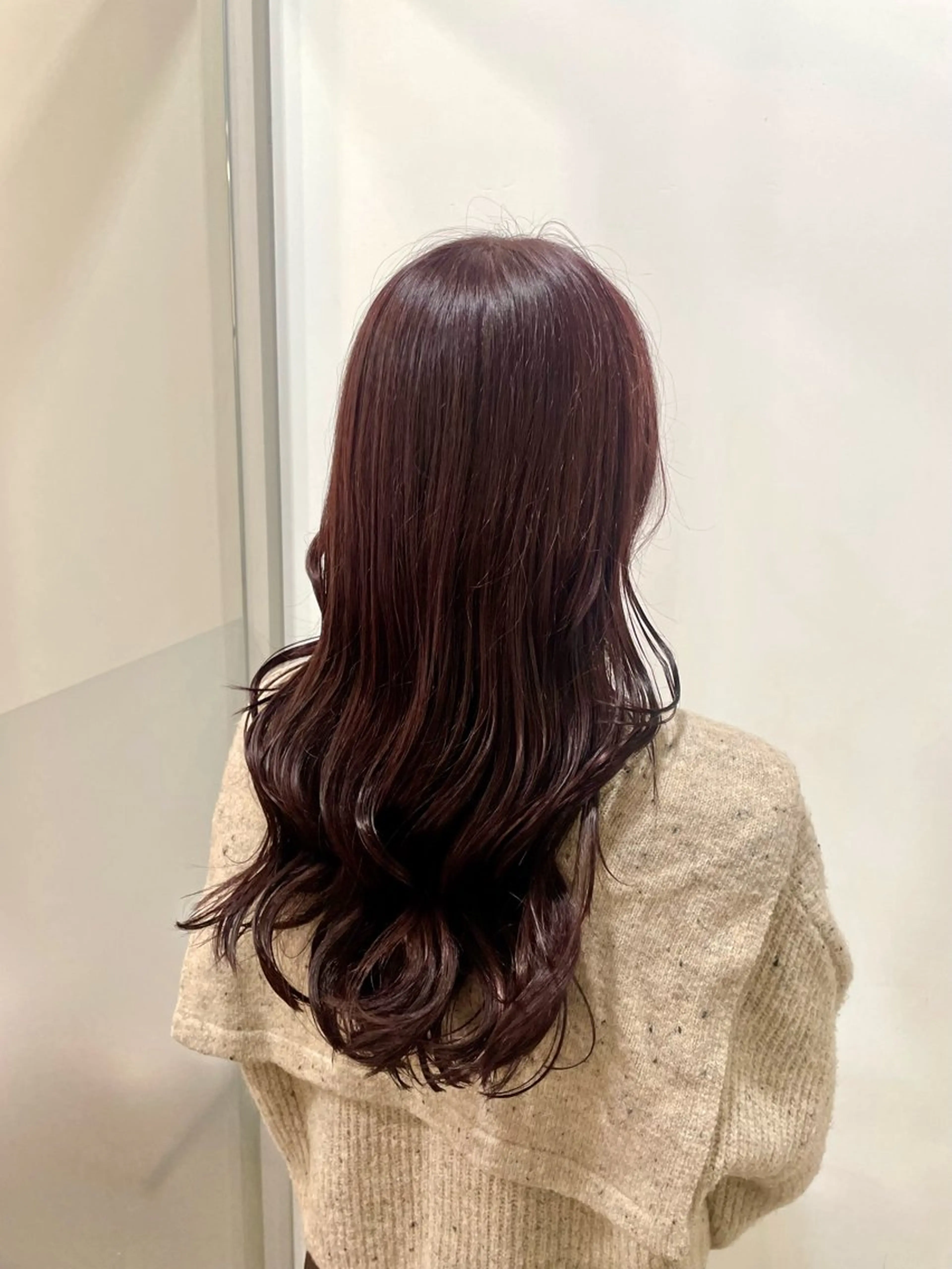 ロング カット ヘアカラー オオシマ ミユのヘアスタイル