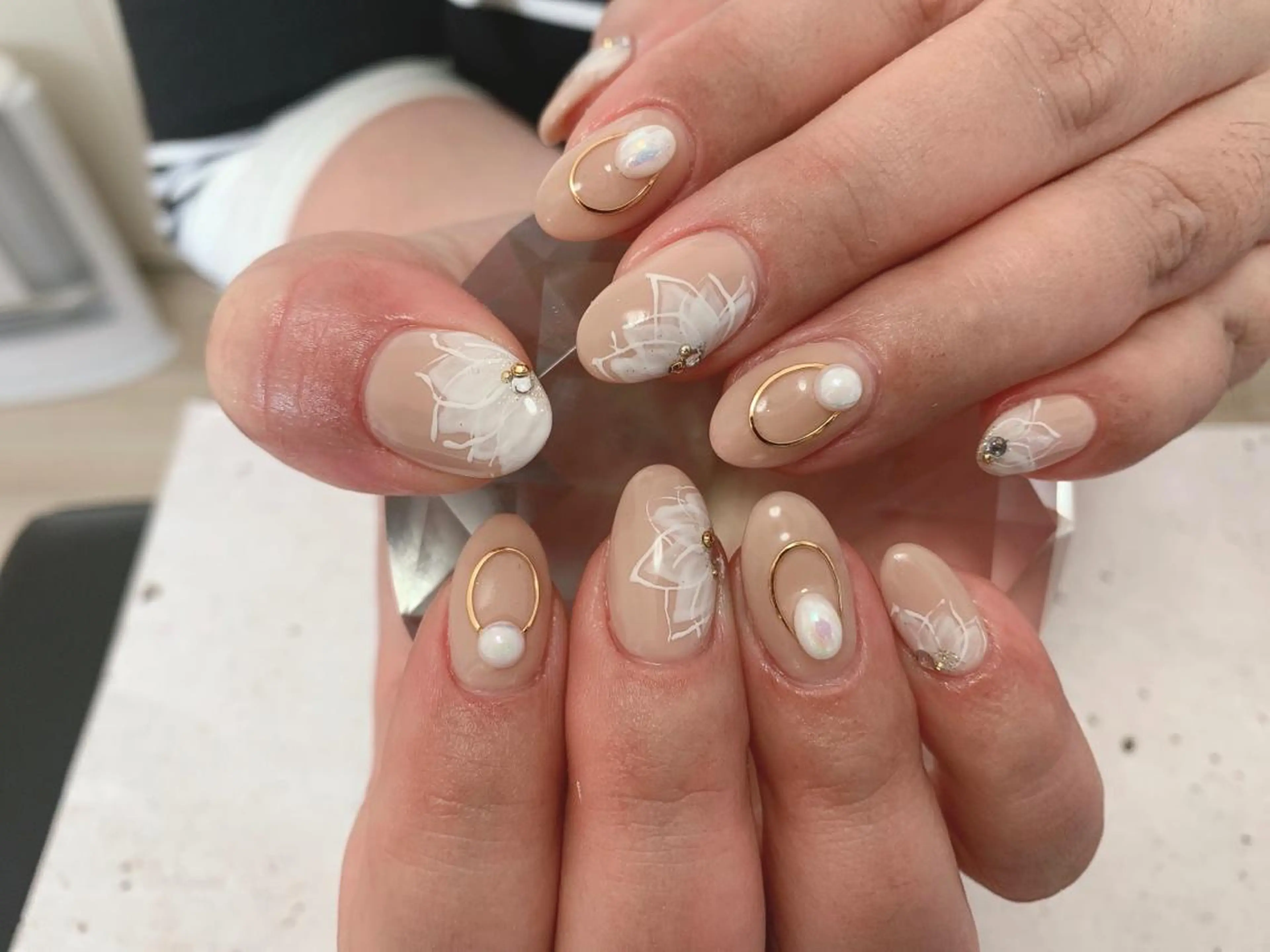 ネイル ストーンネイル nico.nico.mark NAIL所属・小林 梓のエステ・リラクイメージ
