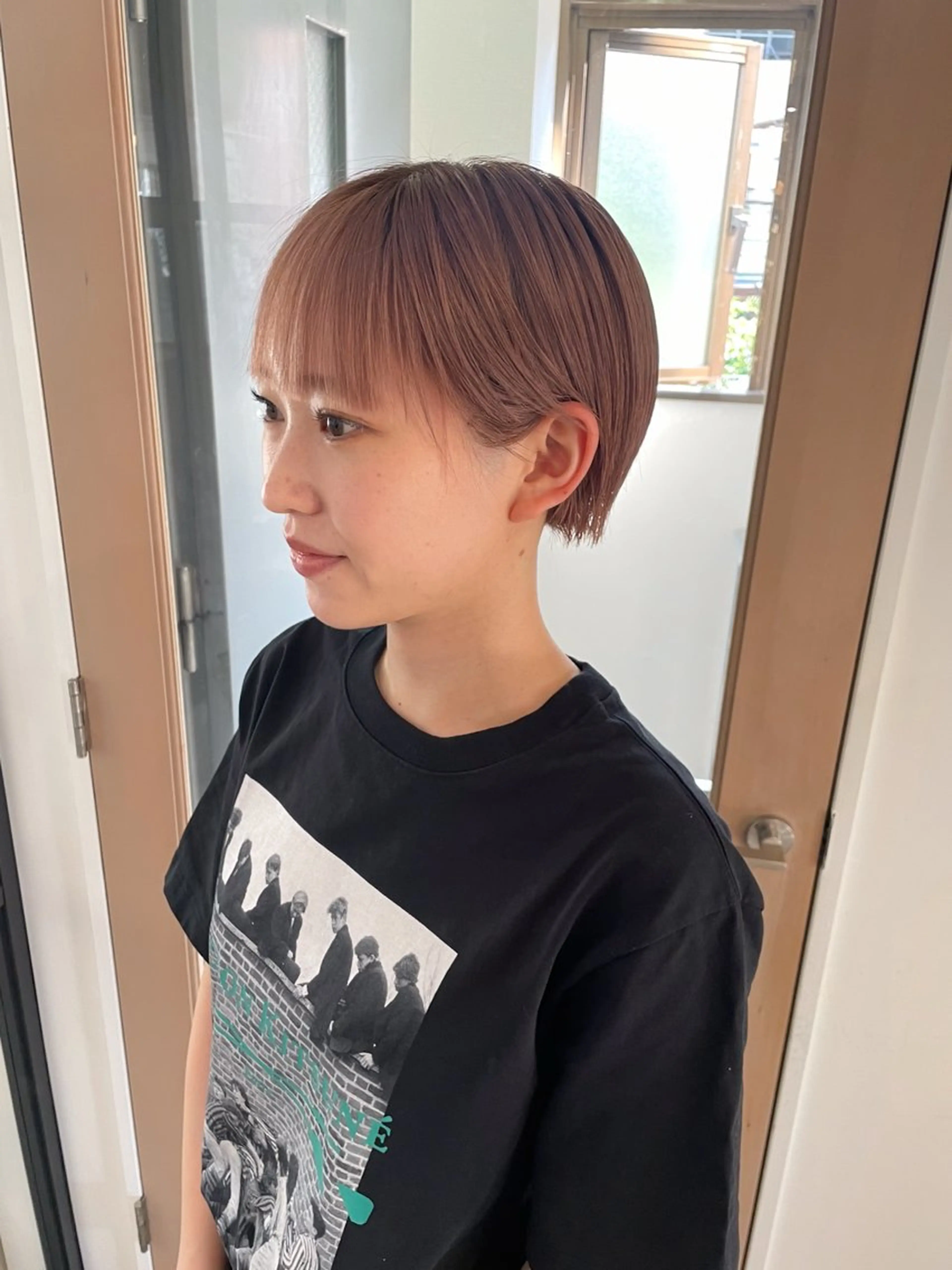 ショート カラー ベージュカラー ブリーチ ショートヘア Takuma Suzuki中目黒のヘアスタイル