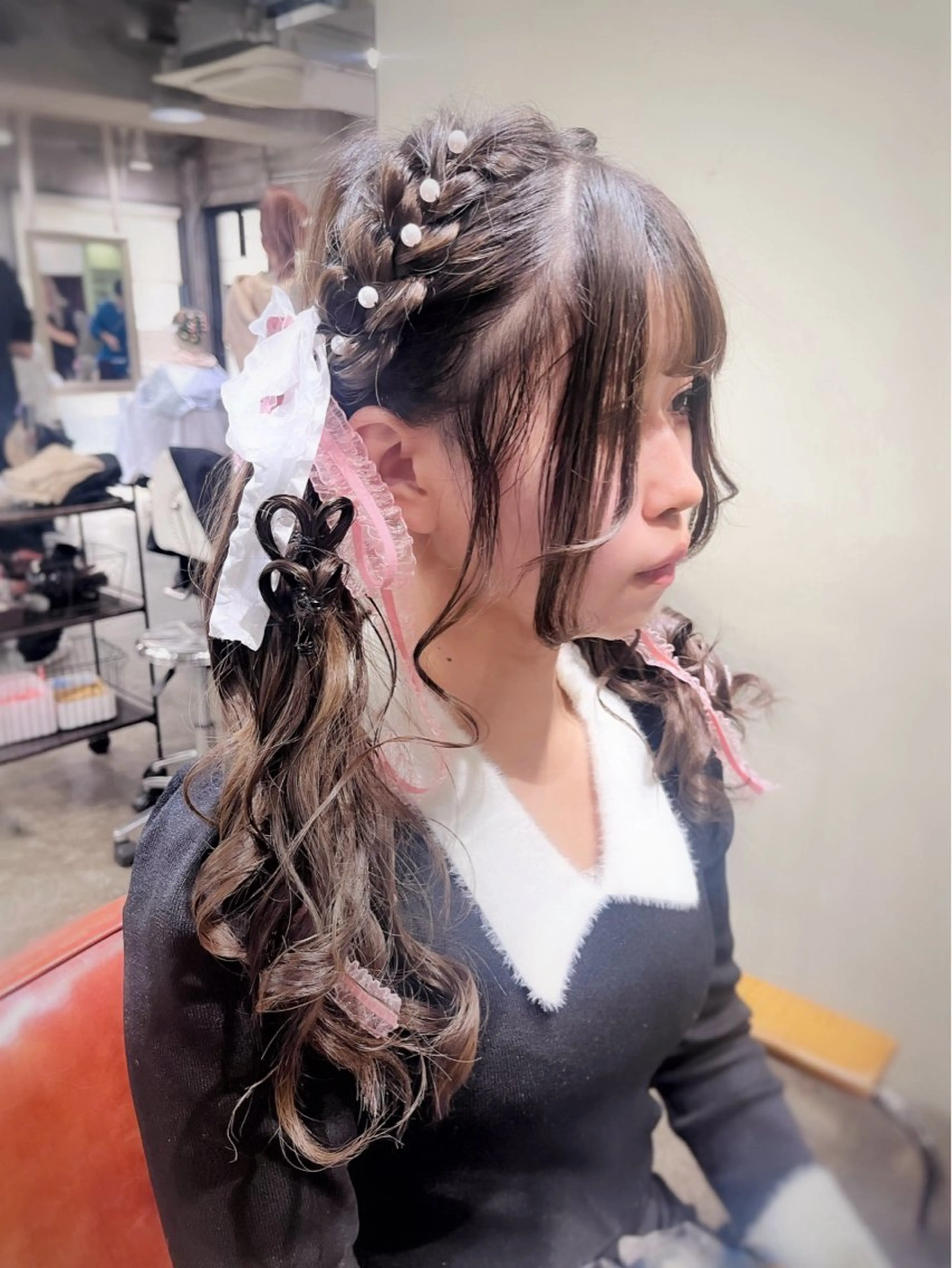 ロング カラー ヘアアレンジ ヘアセット ピンクカラー🩷 ヘアセットＮＯ.1のヘアスタイル