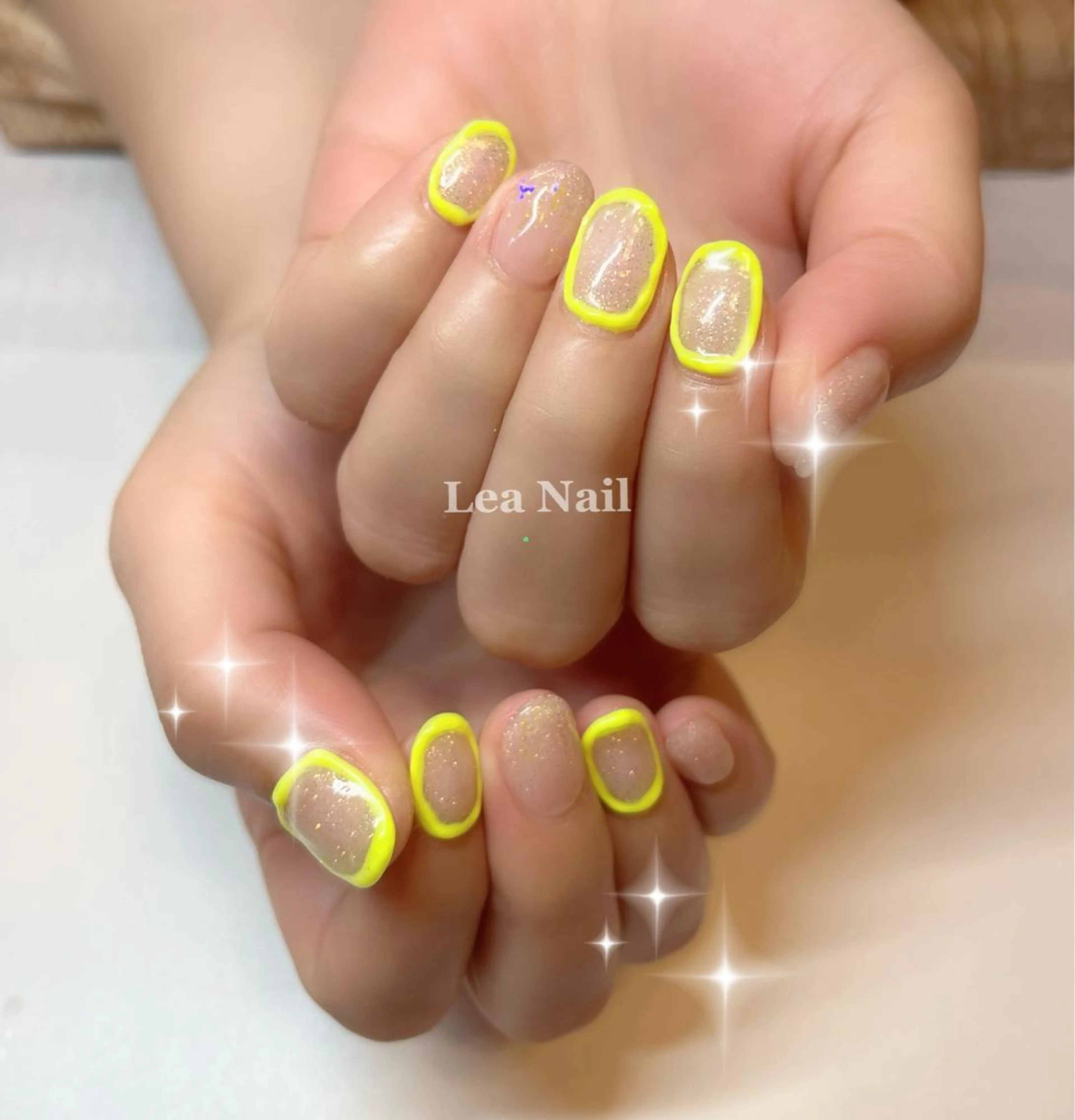 ネイル キラキラネイル ぷっくりネイル ハンドネイル Lea Nailのネイルデザイン