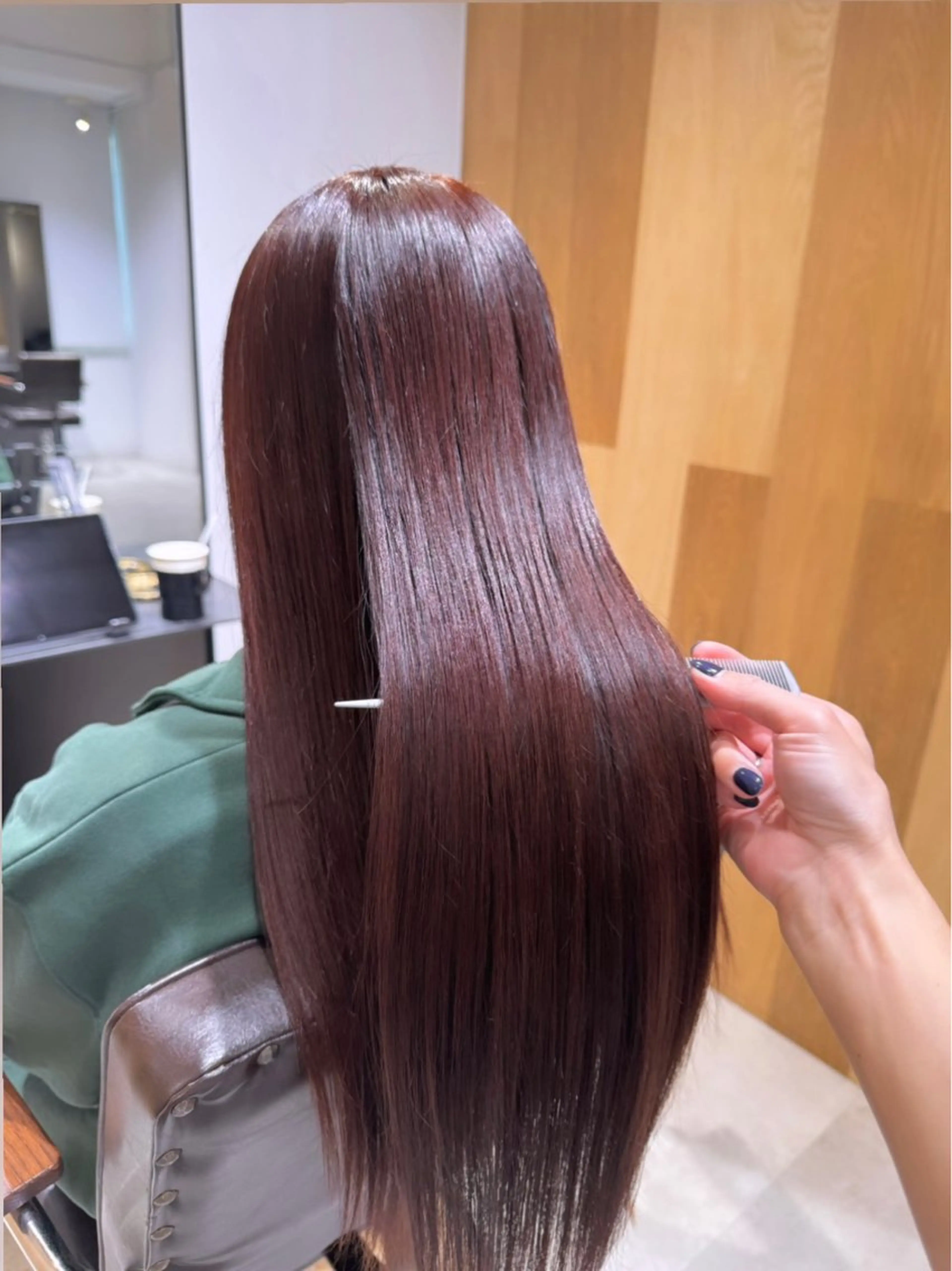 ロング カラー 縮毛矯正 カット ヘアカラー 縮毛矯正 🩵縮毛矯正  髪質 改善 ツヤ髪🩵のヘアスタイル