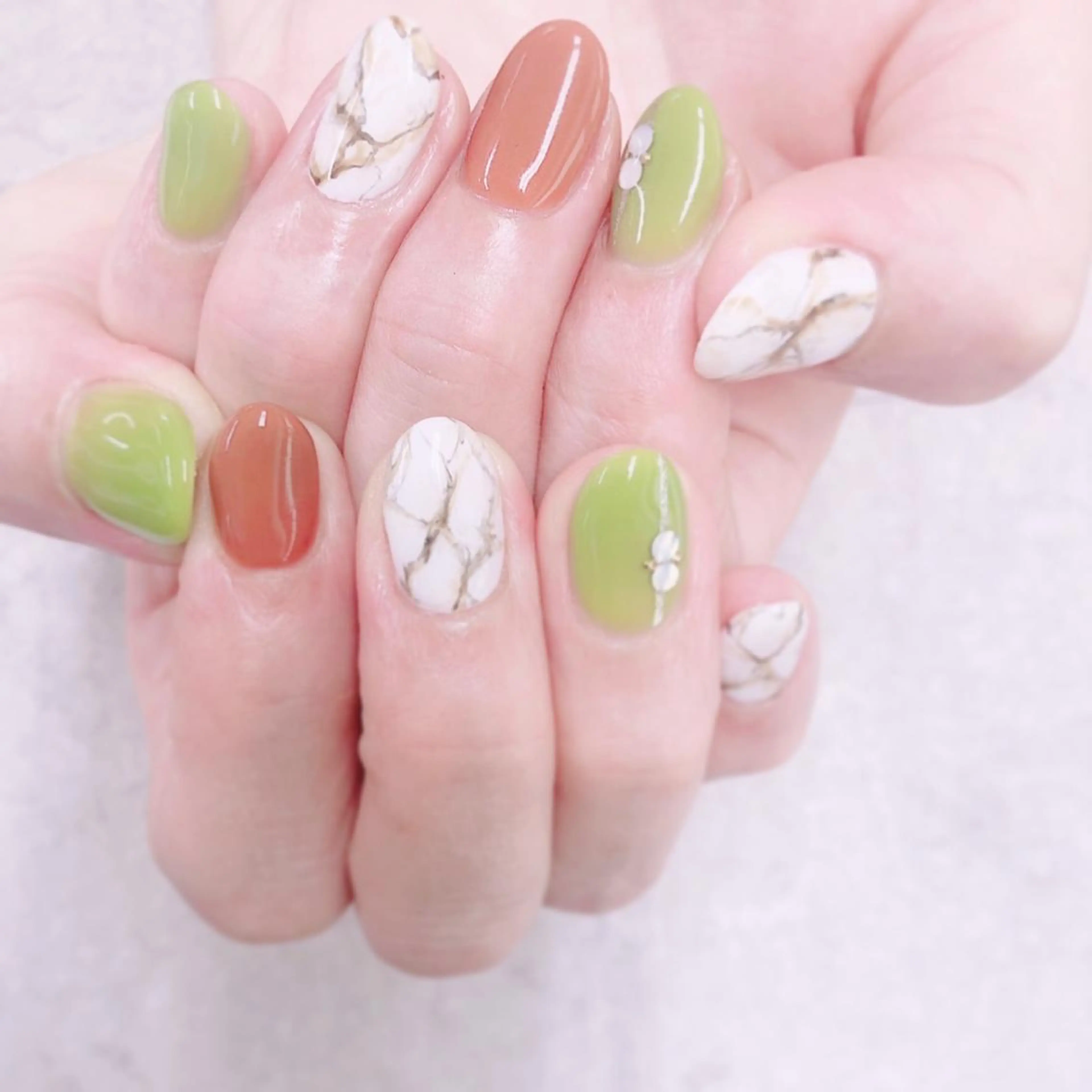 ネイル 大理石ネイル(マーブル) ピスタチオネイル FASTNAIL PLUS 新宿店のネイルデザイン