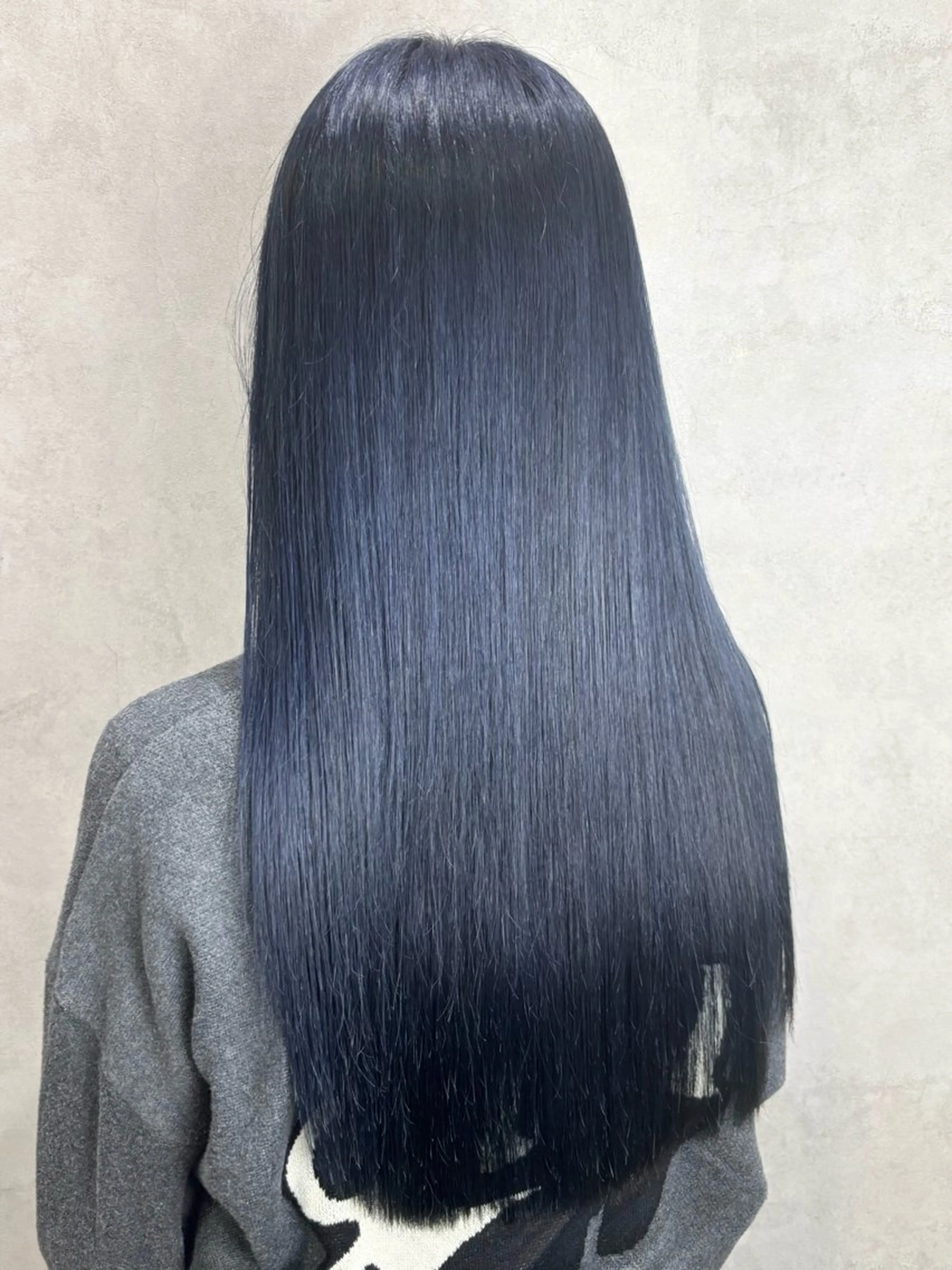 ロング カラー ブリーチ ブルーカラー ネイビーカラー ヘアカラー 💎色落ち綺麗に白肌 ラベンダー💎りんのヘアスタイル