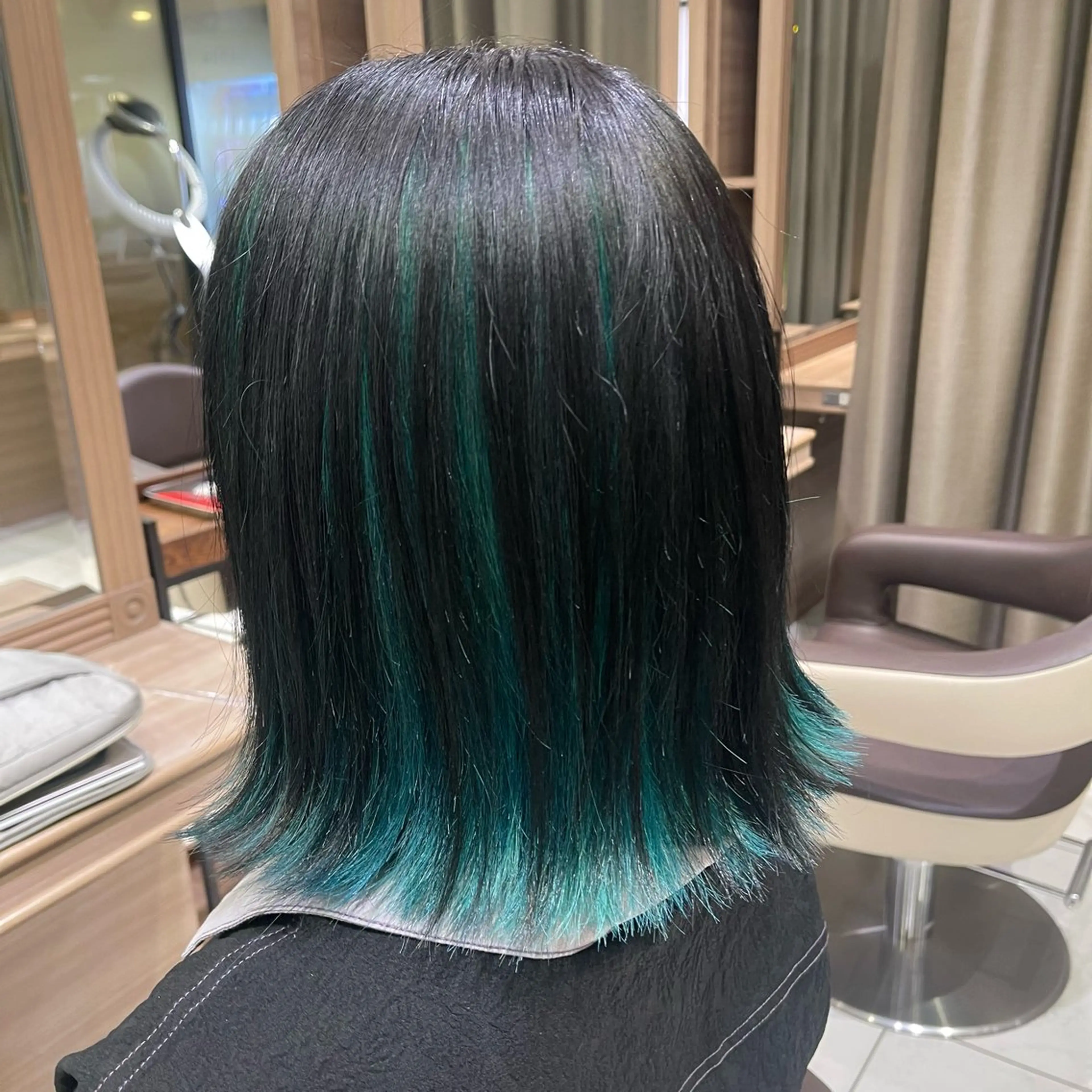 ミディアム カラー ヘアカラー トリートメント Color🩵 みゆう/インナーのヘアスタイル