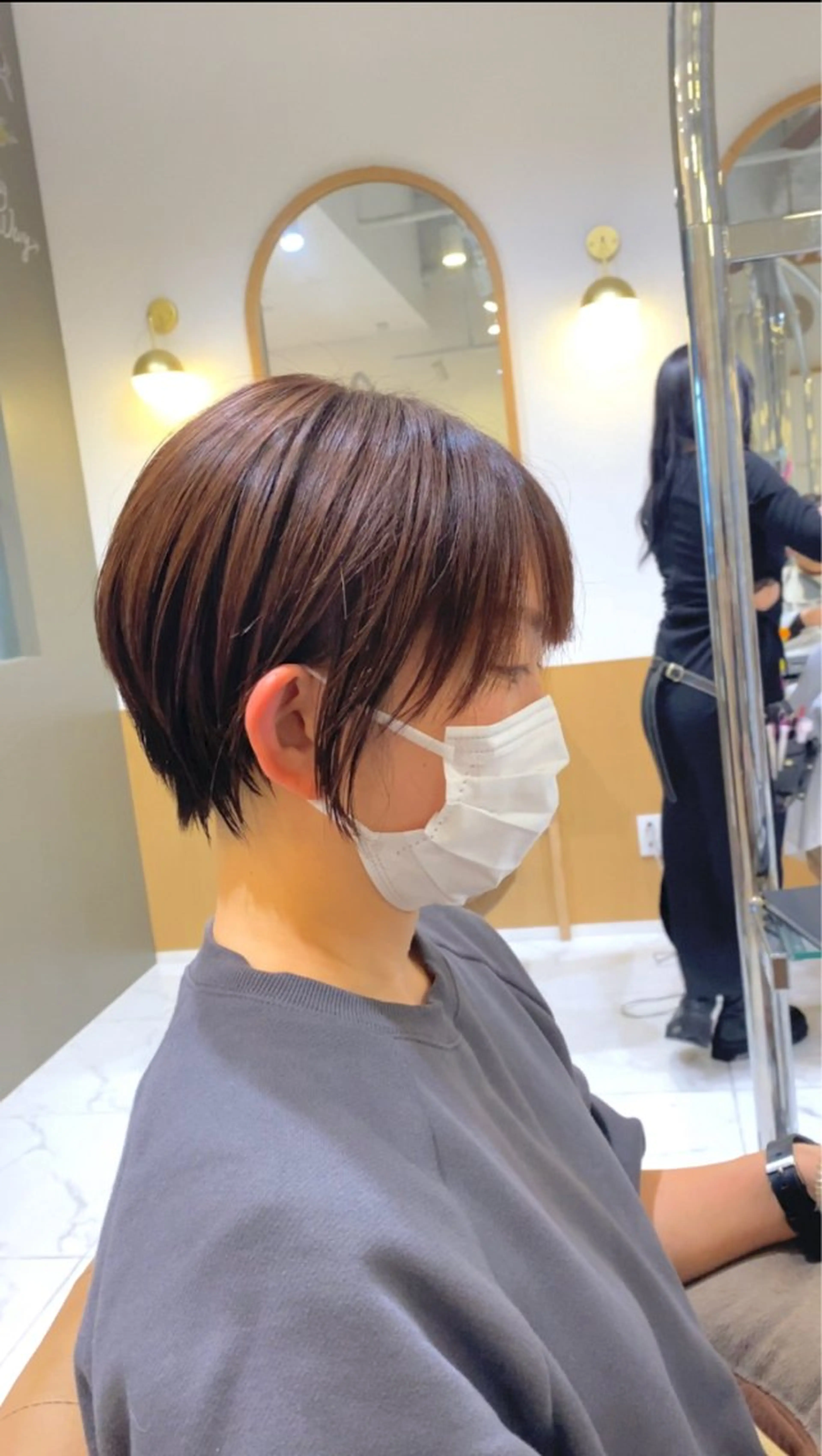 ショート カラー ショートヘア 坂井 茅聖のヘアスタイル