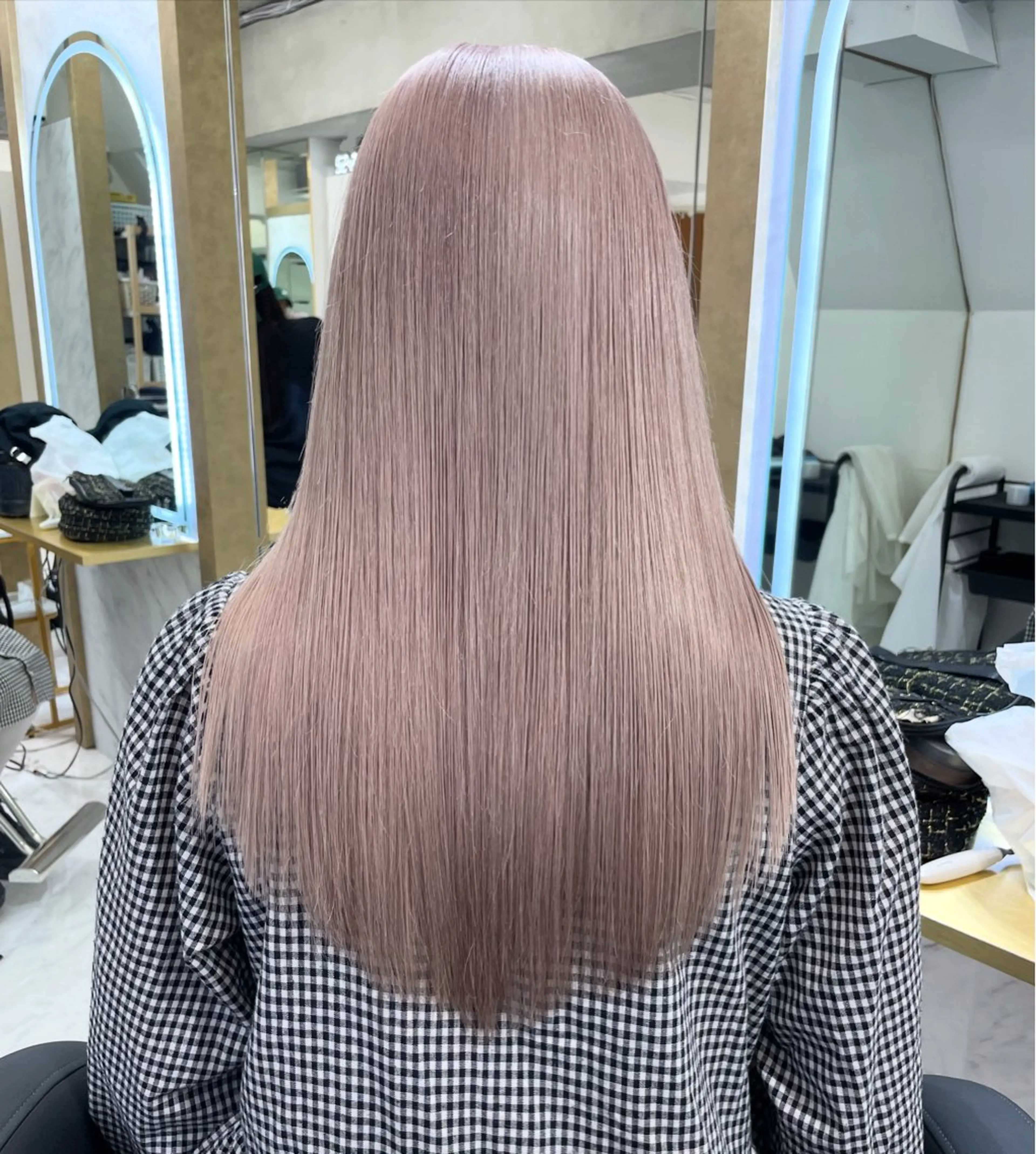 ロング カラー シールエクステ ブリーチ ケアブリーチ ダブルカラー インナーカラー カット ヘアカラー トリートメント 🔗透明感カラー🔗 エクステ✂️はるちかのヘアスタイル