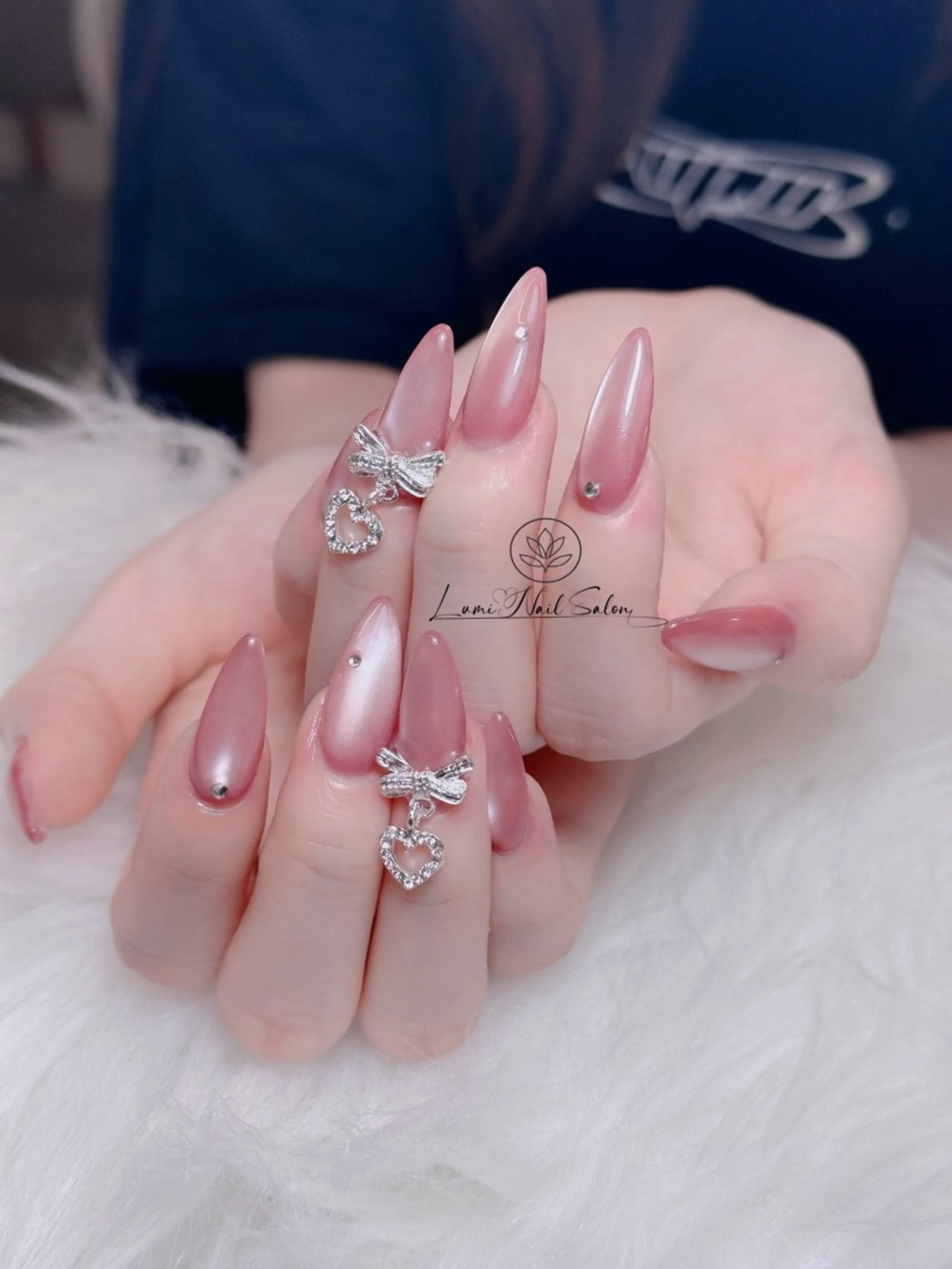 ネイル オーロラネイル チークネイル フットネイル フレンチネイル 韓国ネイル Lumi Nail 新大久保3‘のネイルデザイン