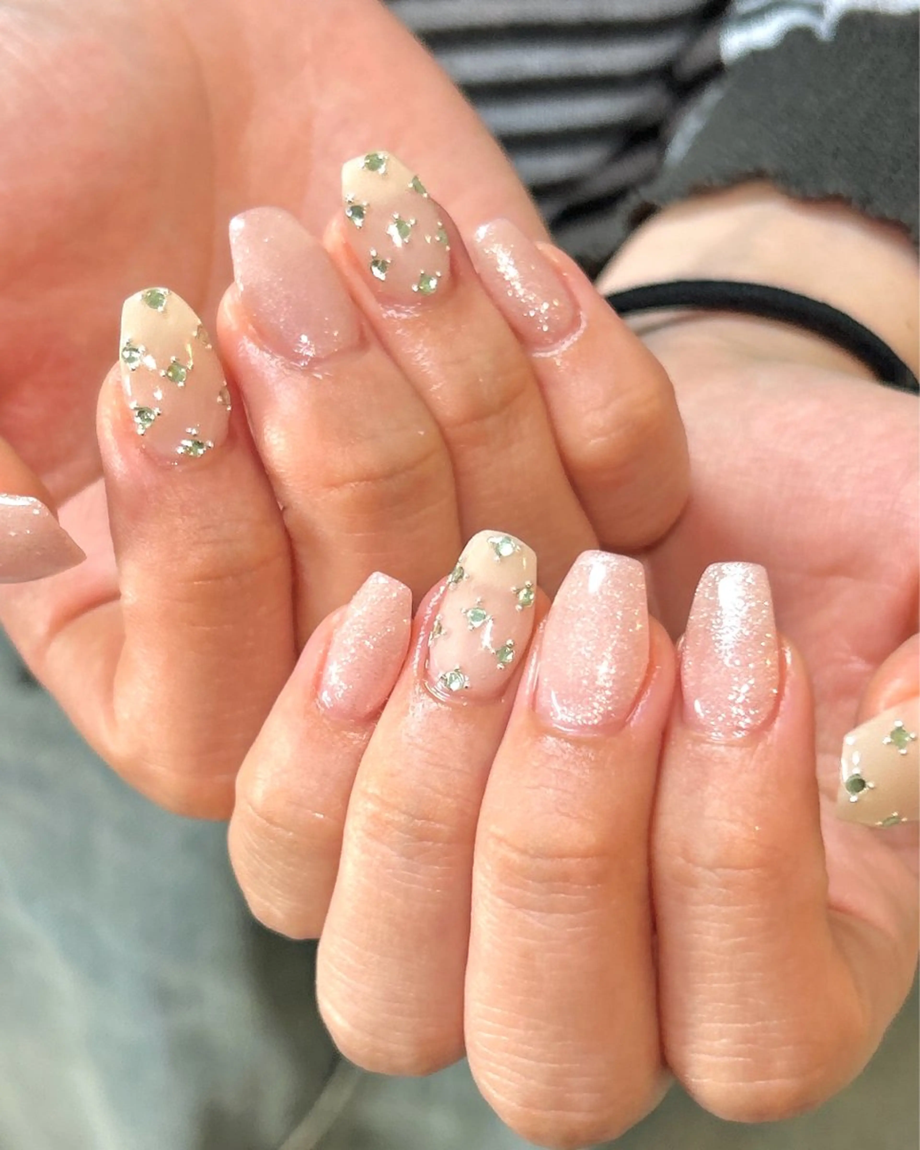 ネイル グリーン ピンク ハンドネイル ten nail salon　かえでのネイルデザイン