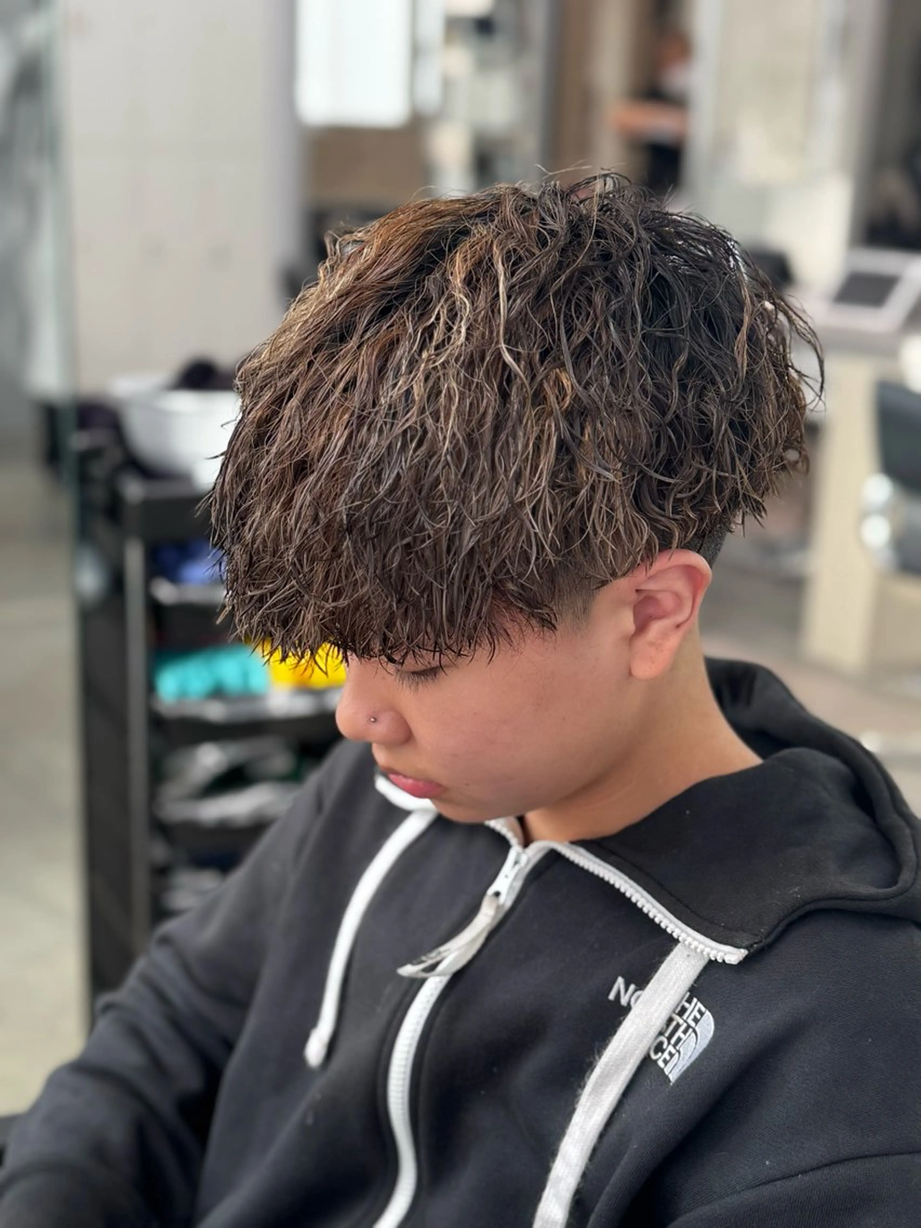 メンズ カット パーマ 🔥フェードパーマ NO.1/LEO🔥のヘアスタイル