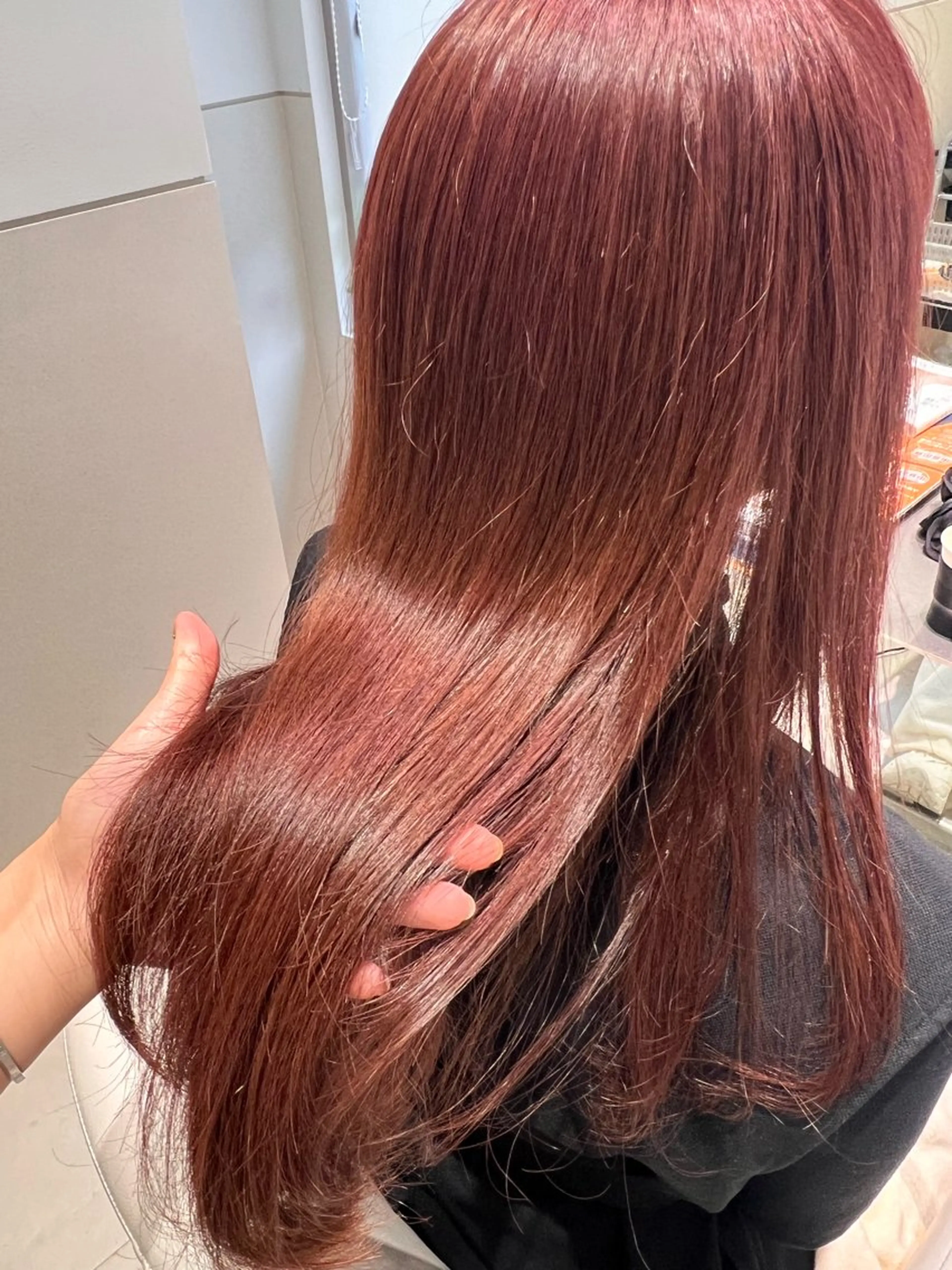 ロング カラー ブリーチ ブラウンカラー ダブルカラー ブリーチなしカラー ピンクカラー レイヤー:透けカラー :髪質改善🌼✨のヘアスタイル
