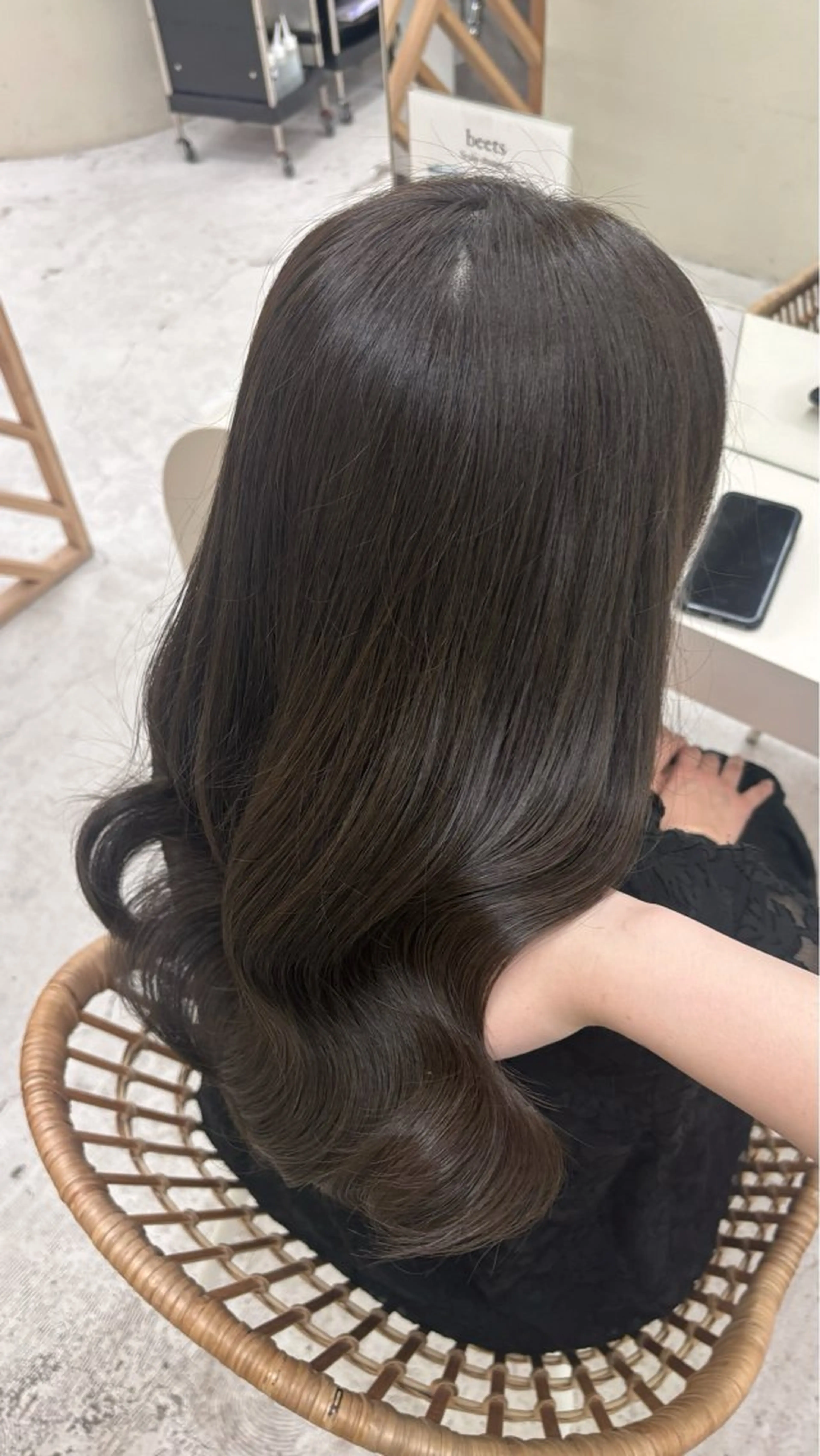 ロング イチセ ユキのヘアスタイル