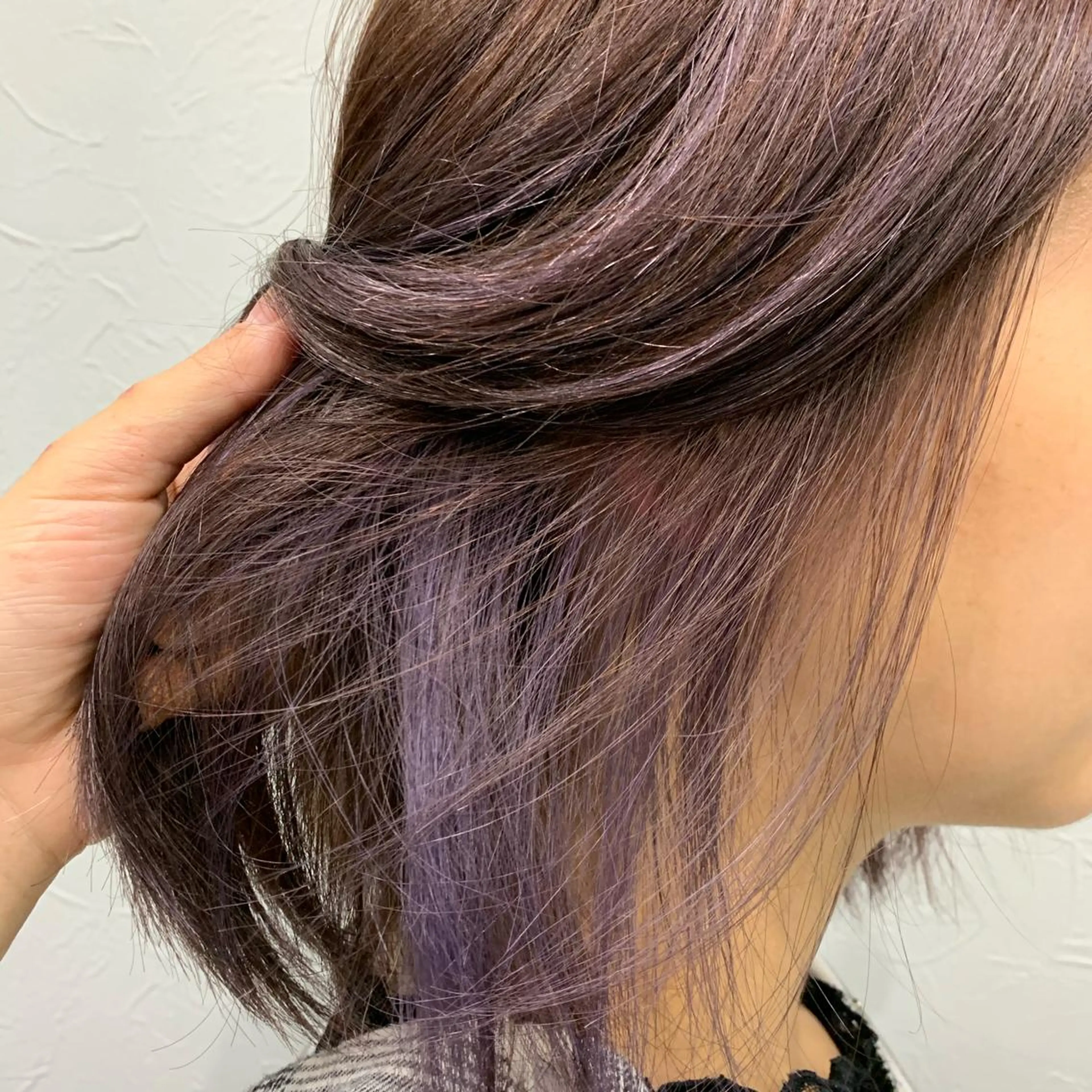 カラー 林 朱里のヘアスタイル