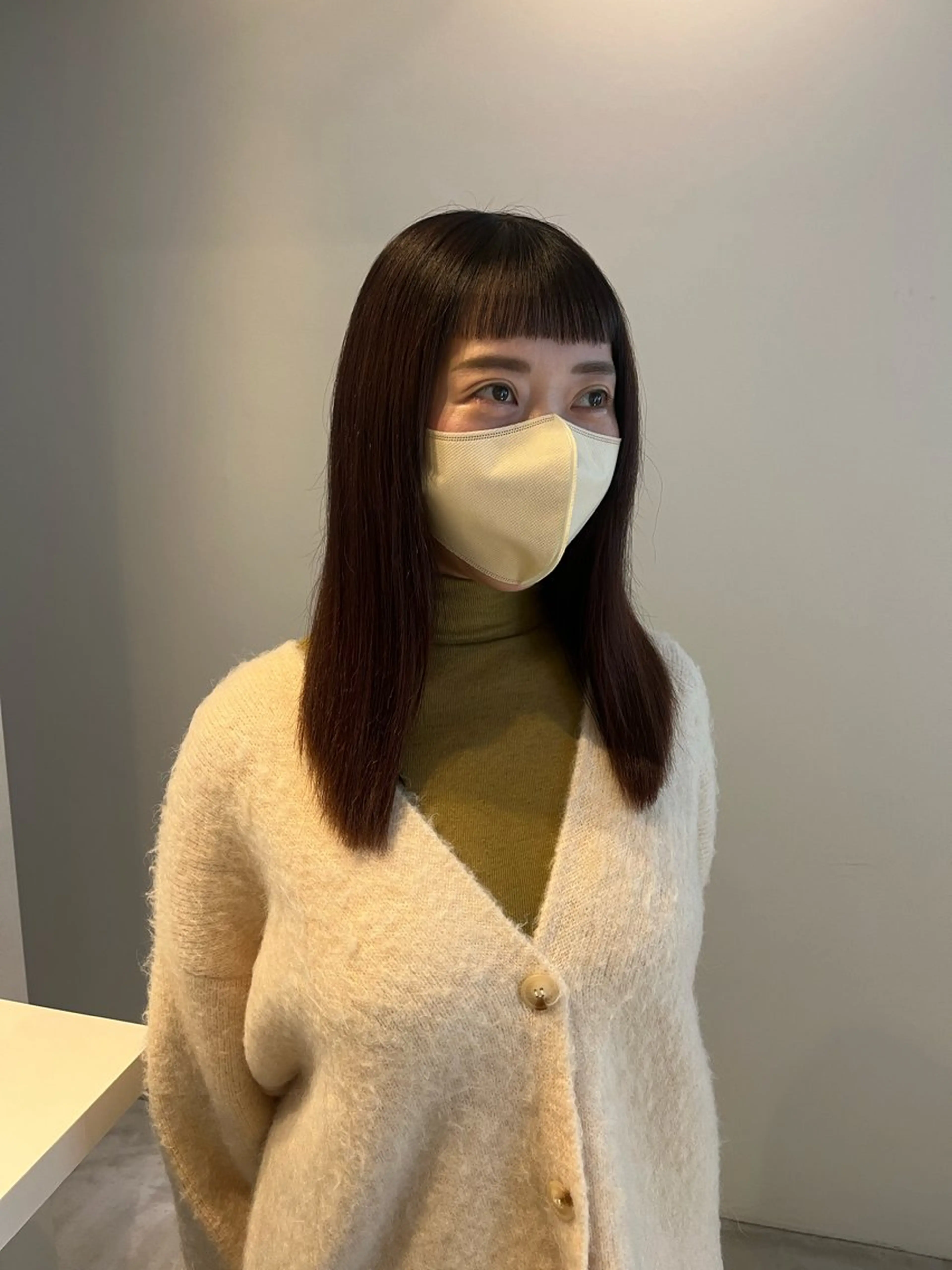 ミディアム オン眉 ALLYS 渋谷店所属・最高級の艶のある カラーmei🎨のヘアスタイル