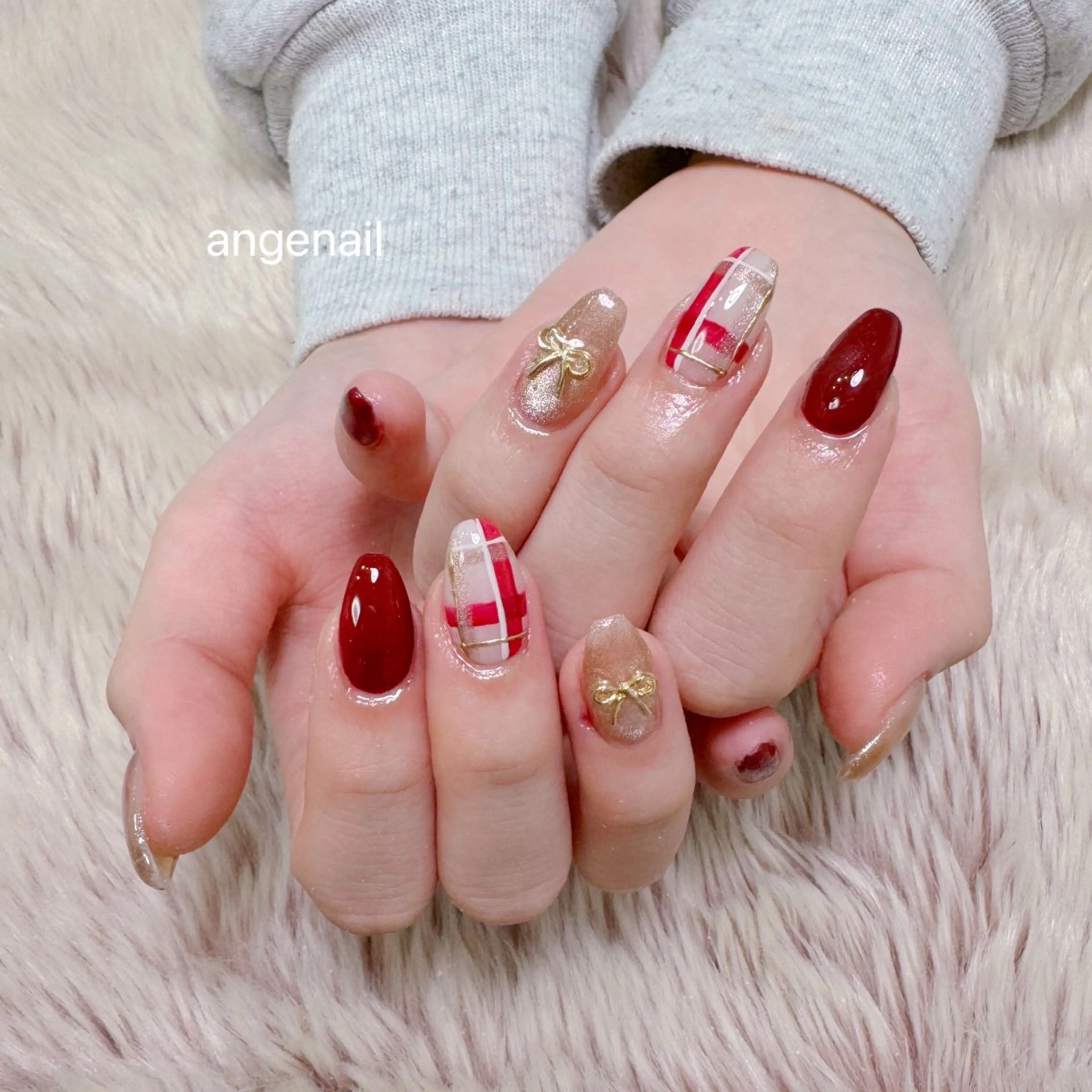 ネイル ハンドネイル オーナーネイリスト MAKIのネイルデザイン