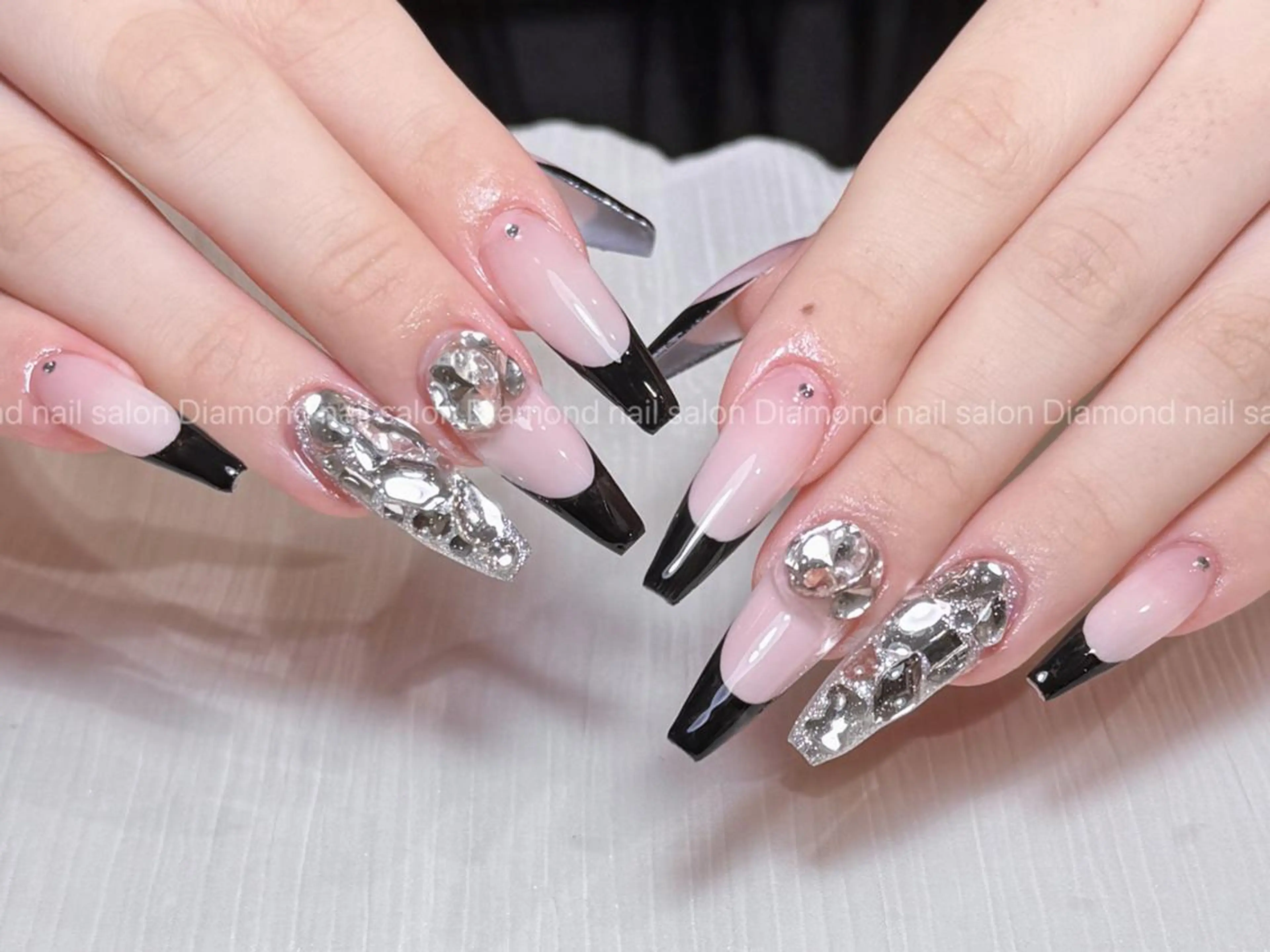 ネイル Diamond 🧚🏻♀️のネイルデザイン