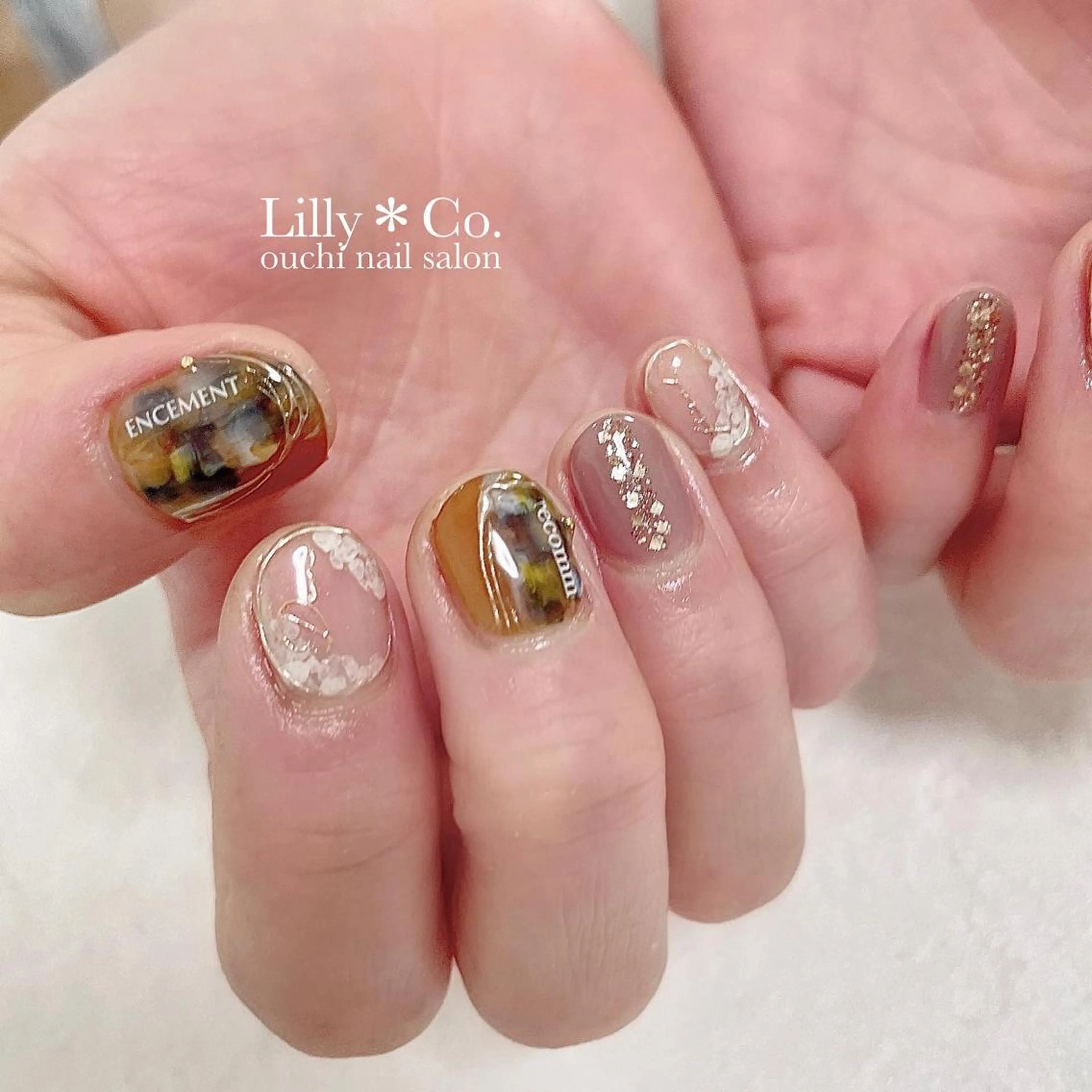 ネイル ハンドネイル ハンドケア Lilly Co.のネイルデザイン