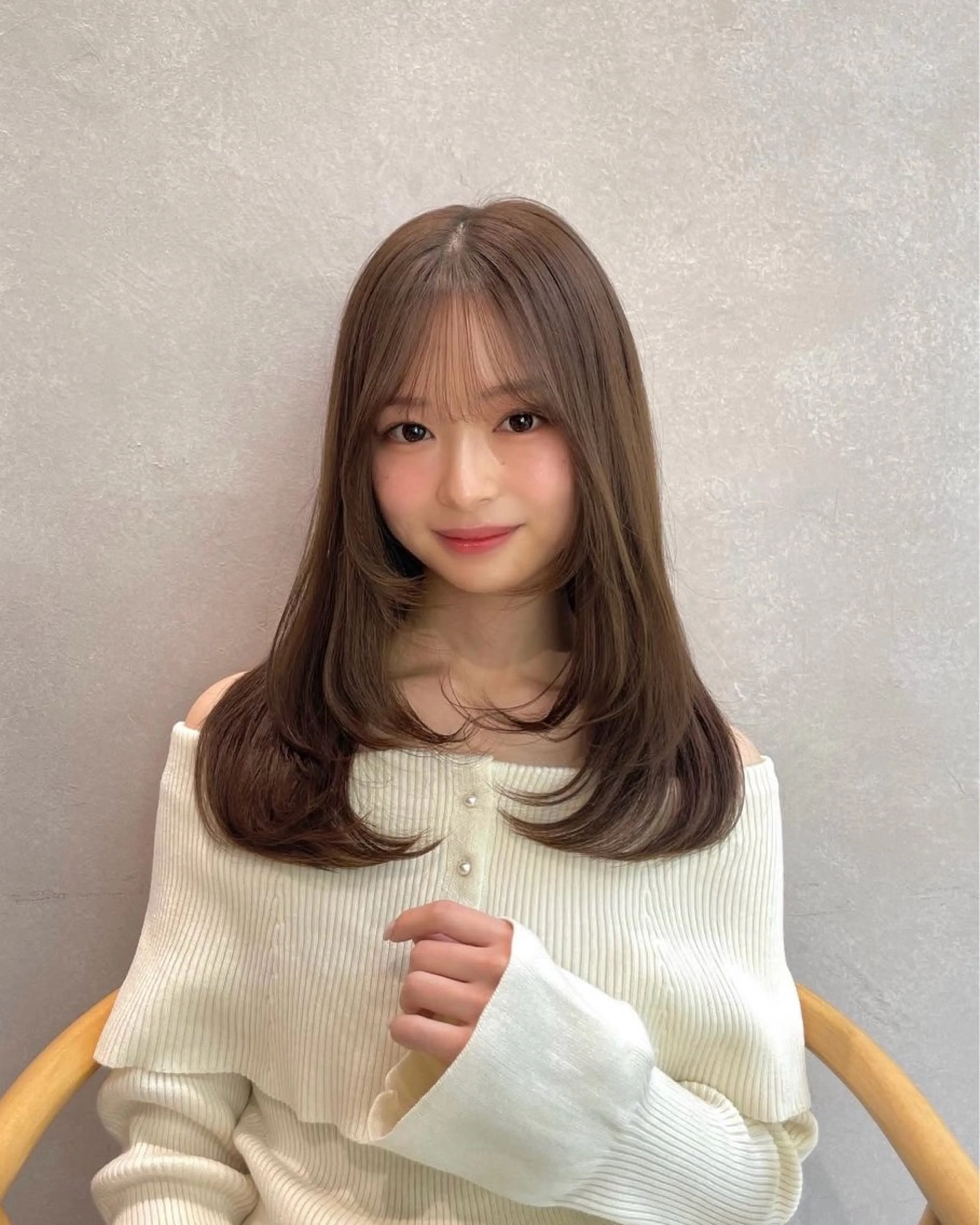 セミロング 透明感カラー🎨 磯部拓磨のヘアスタイル
