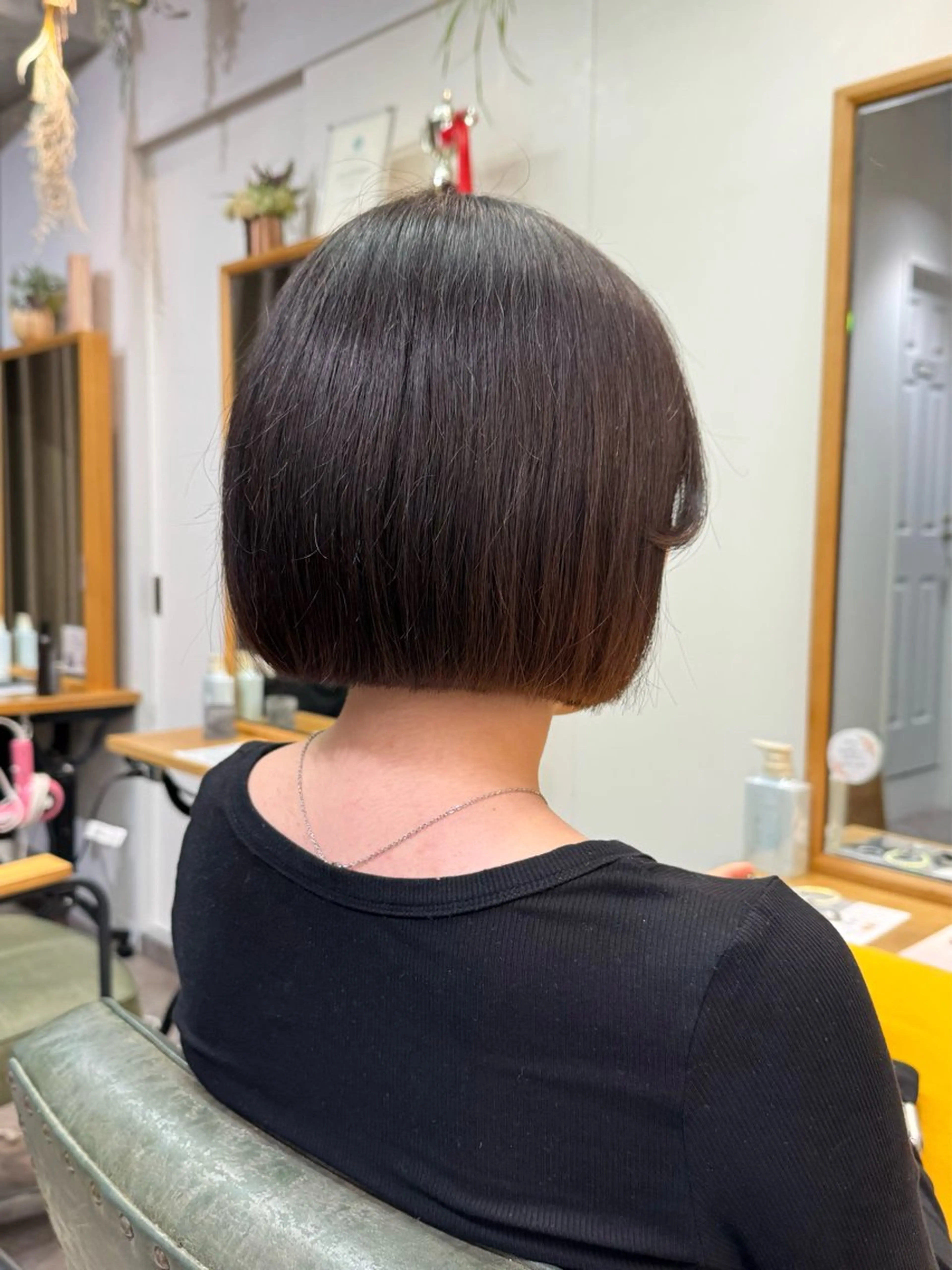ショート ボブ カット 縮毛矯正/艶暖色 カラー/パーマひふみのヘアスタイル