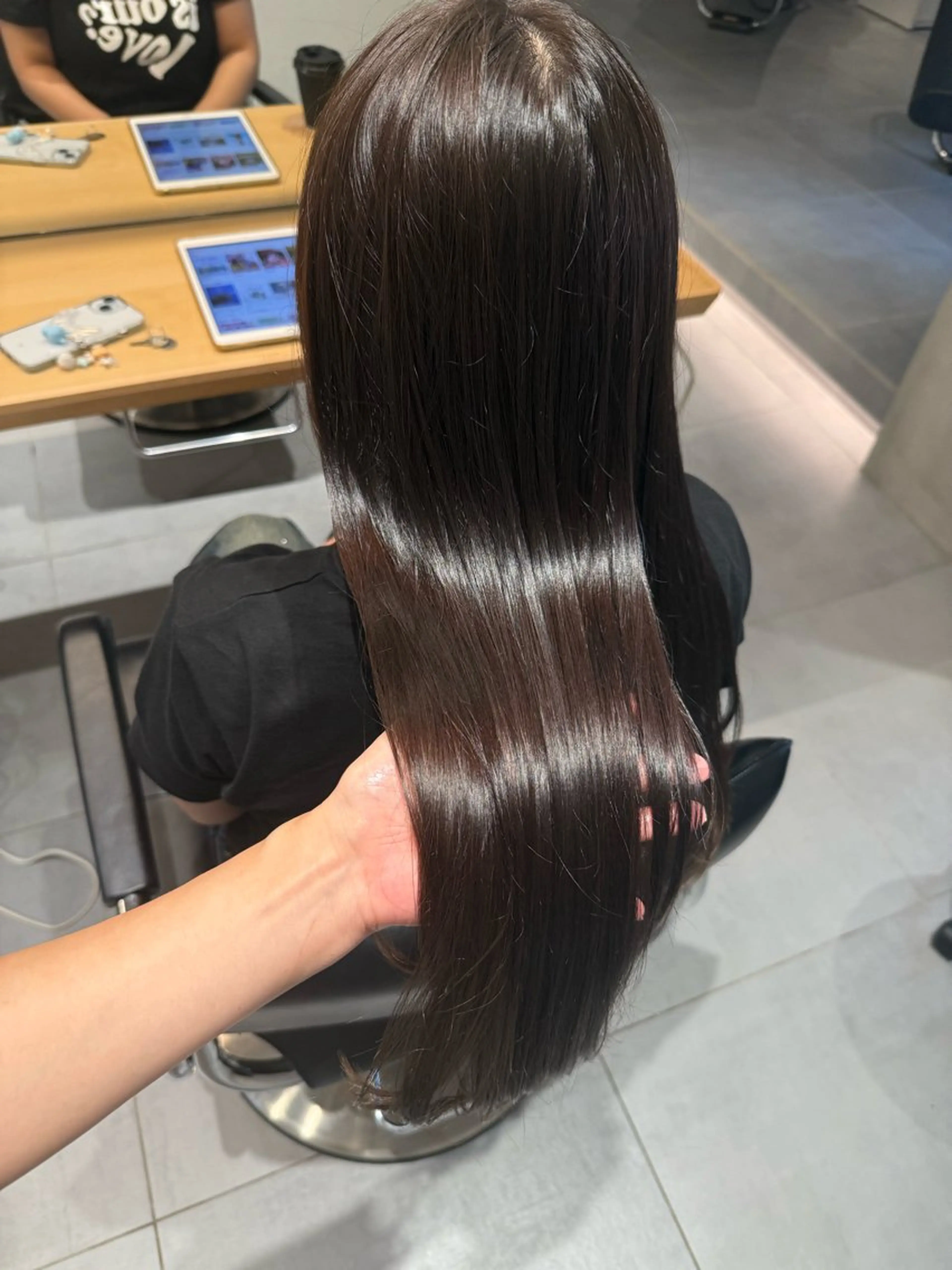 ロング カラー ヘアアレンジ ブラウンカラー ラベンダーカラー ヘアカラー トリートメント ヘッドスパ ヘアセット 垢抜け韓国風ヘア カラーMIKUのヘアスタイル