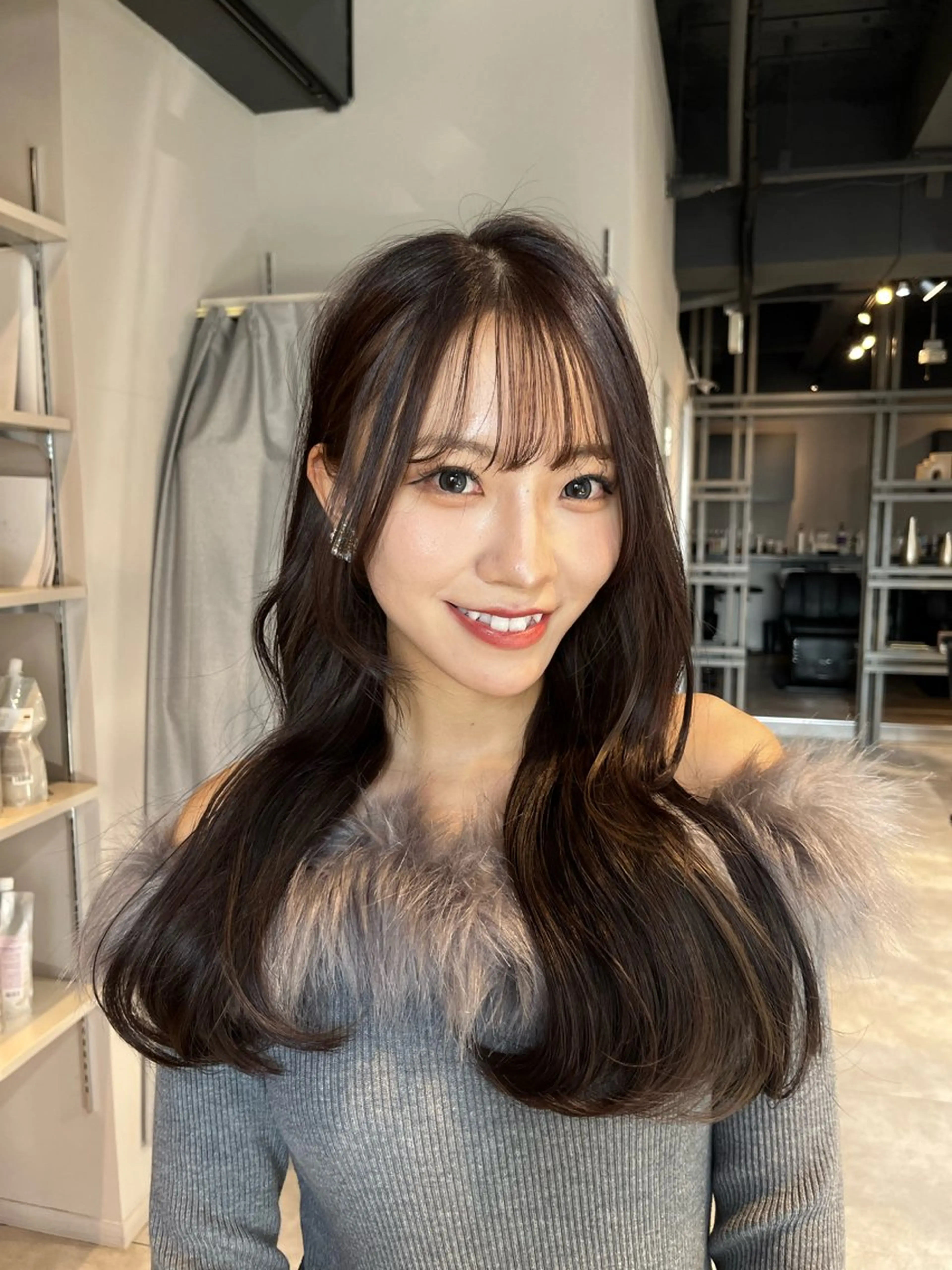 ロング カラー ベージュ/グレージュ 恵比寿/丸山陽平のヘアスタイル