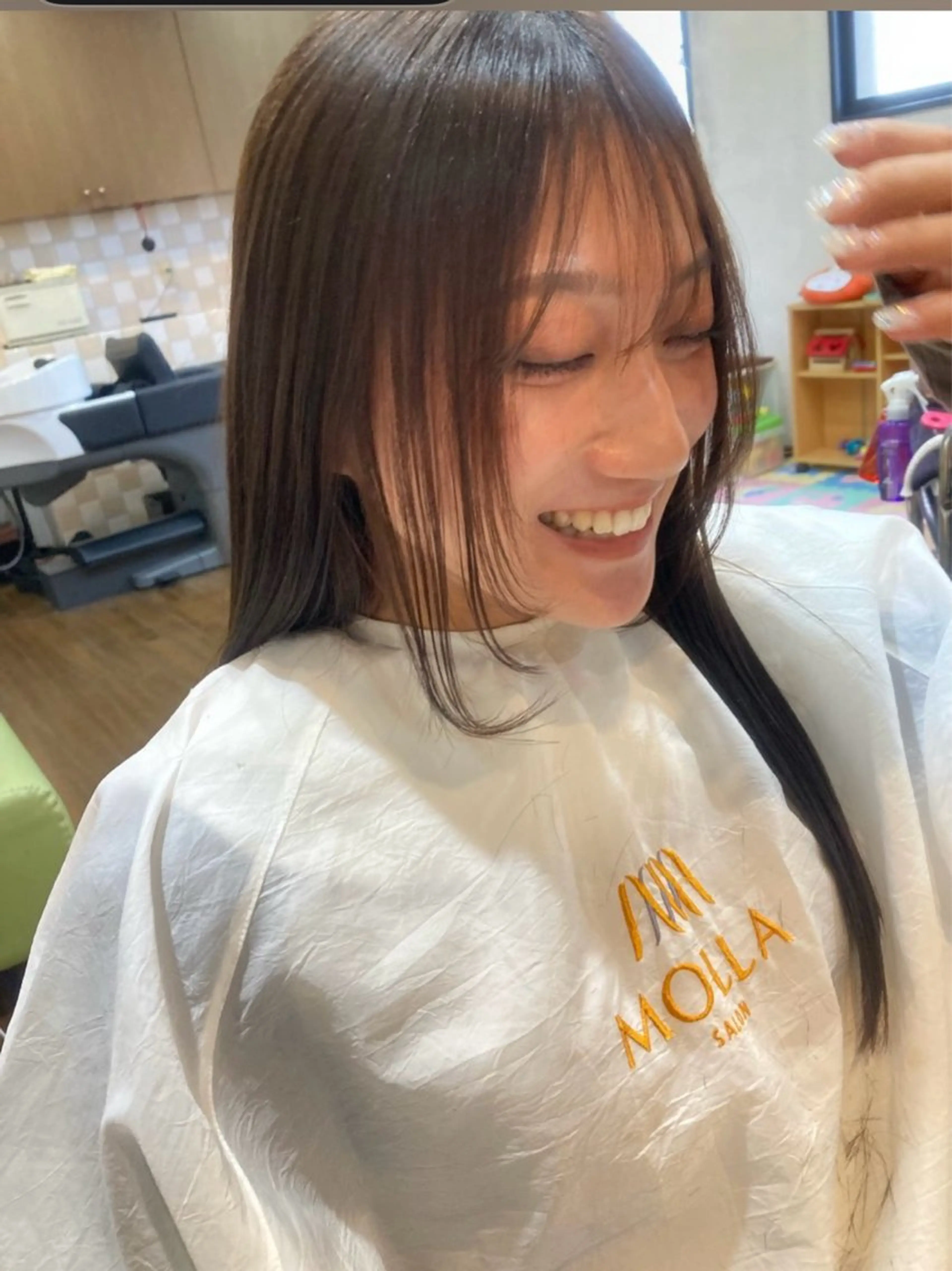 ミディアム MOLLASALON 浅香山店所属・MOLLA 辻のヘアスタイル