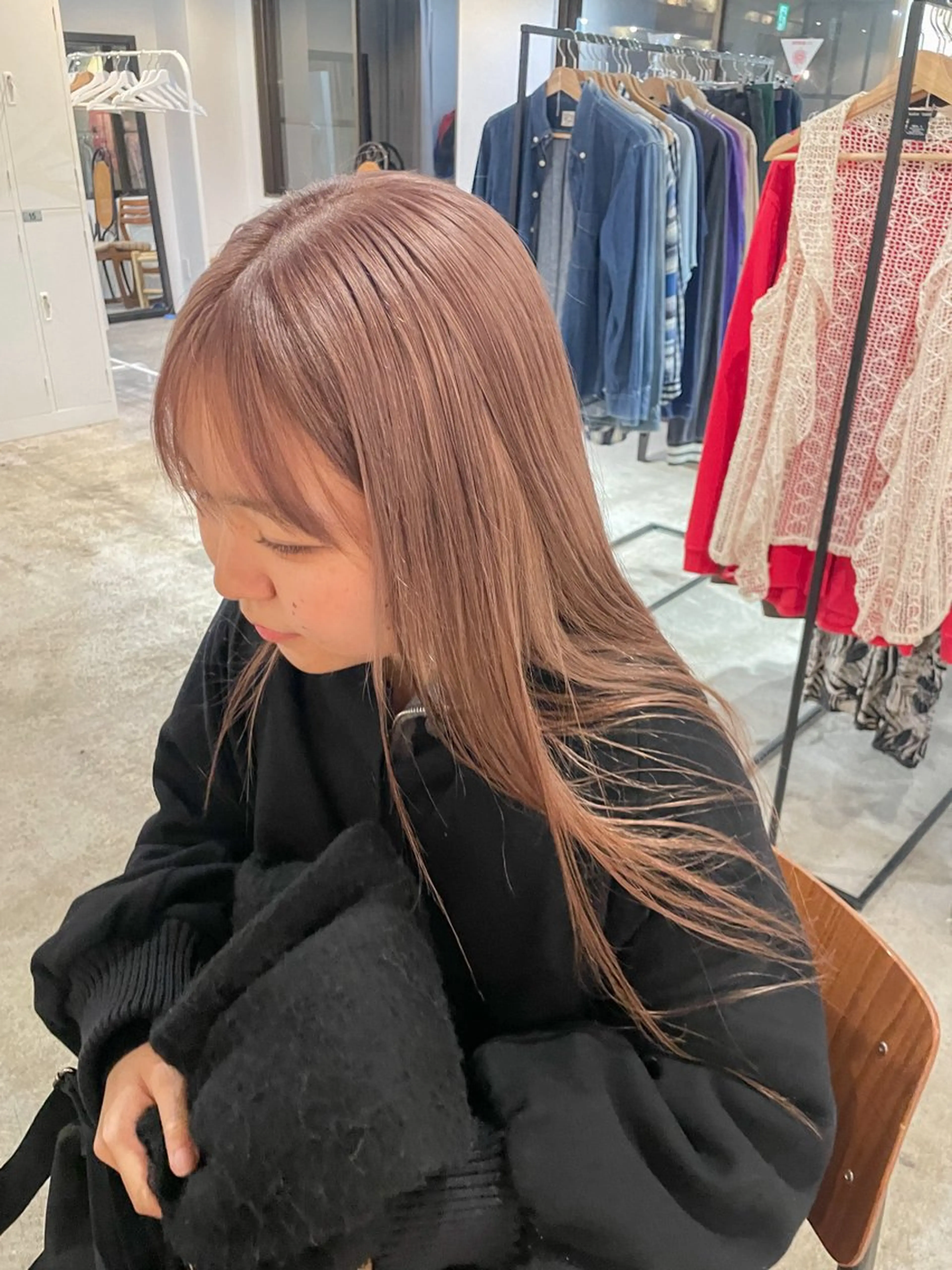 ロング カラー ベージュカラー ブリーチ ピンクカラー ピンクベージュ カット ヘアカラー Takuma✨中目 ショート　ボブのヘアスタイル