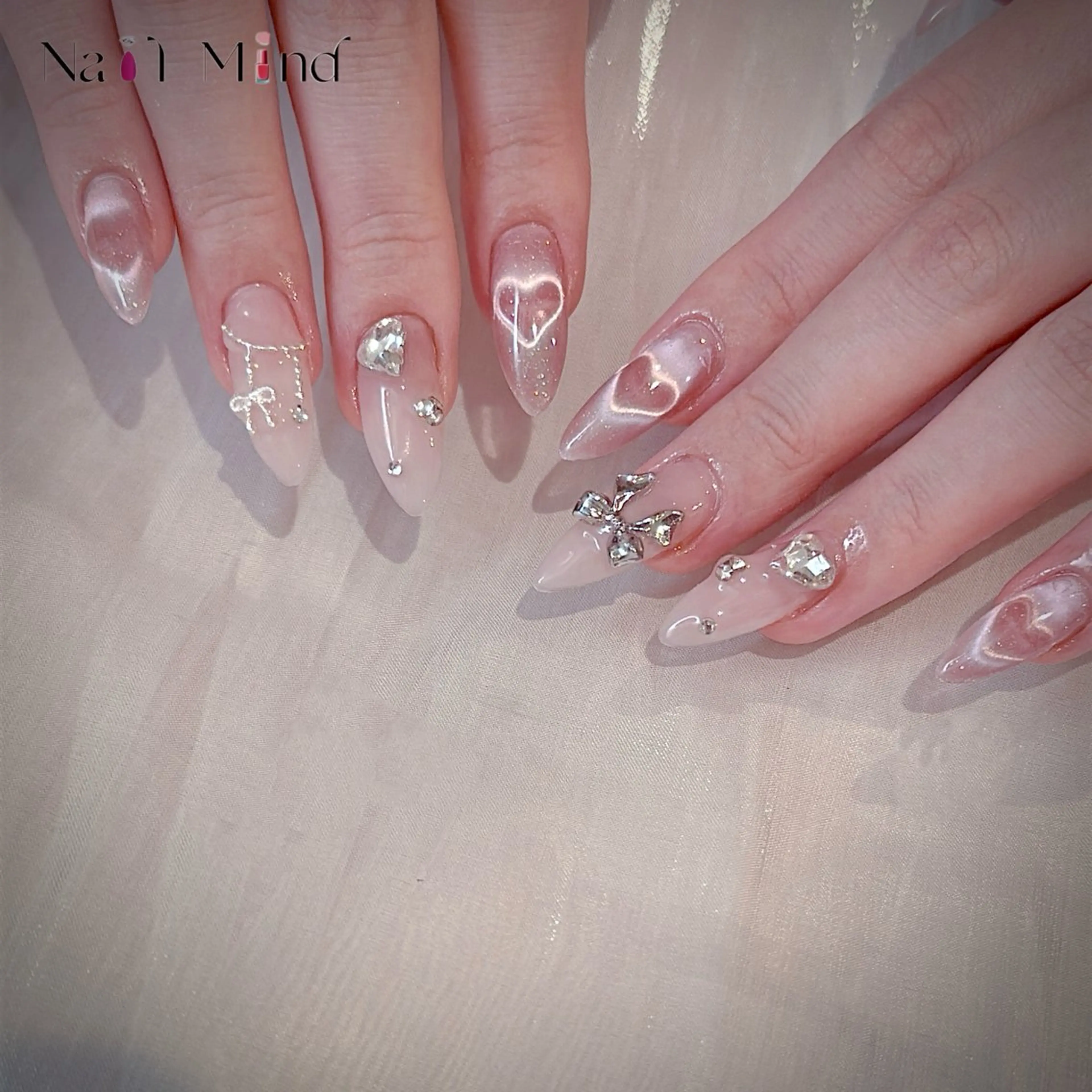 ネイル 氷ネイル・うるうるネイル ハンドネイル Nail Mind (NaONail）のネイルデザイン