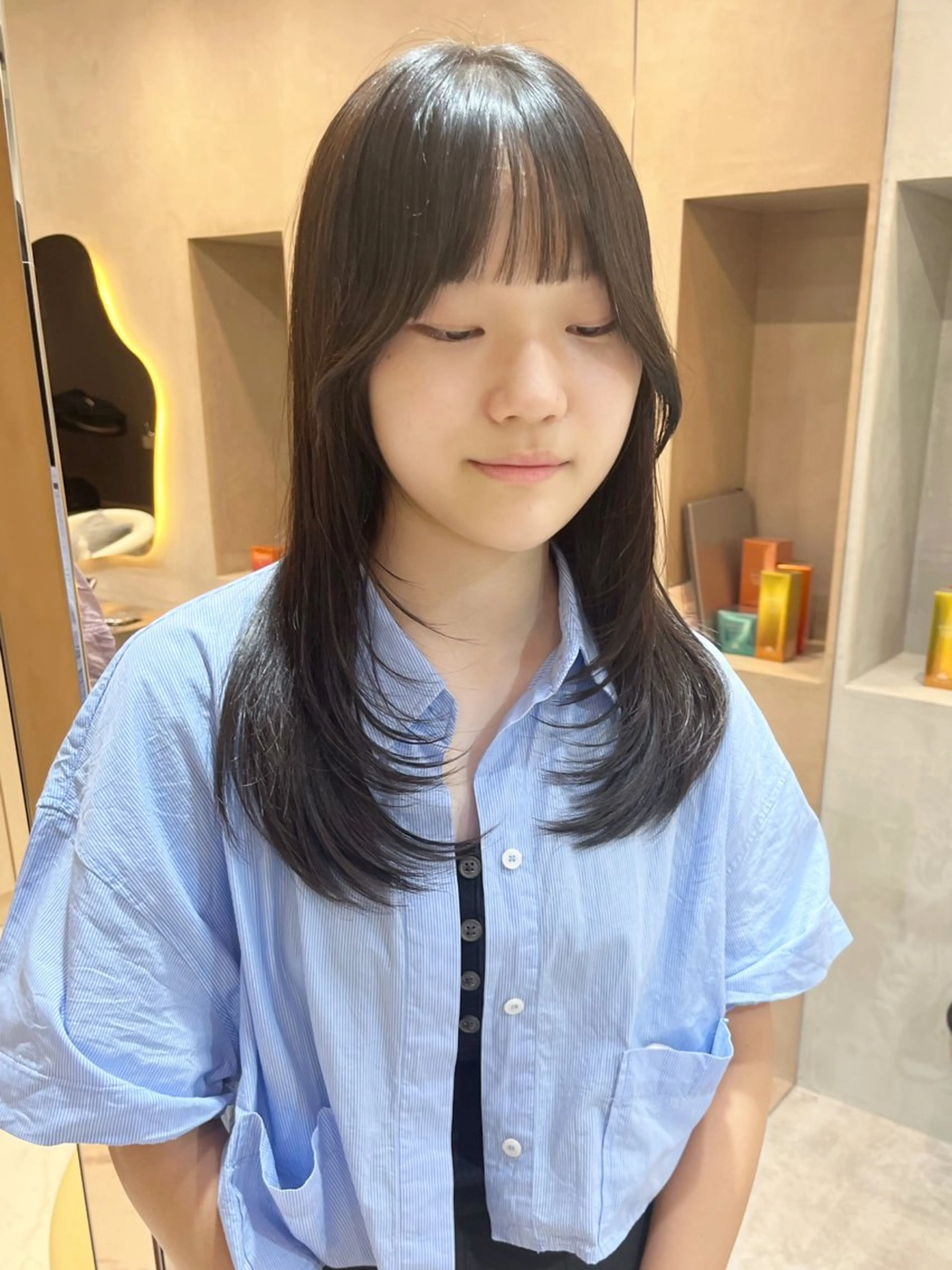 セミロング カラー アッシュ 黒髪 ブルーカラー ブルーブラック グレージュ カット ヘアカラー トリートメント 大人韓国ヘア🇰🇷 蒲生優のヘアスタイル