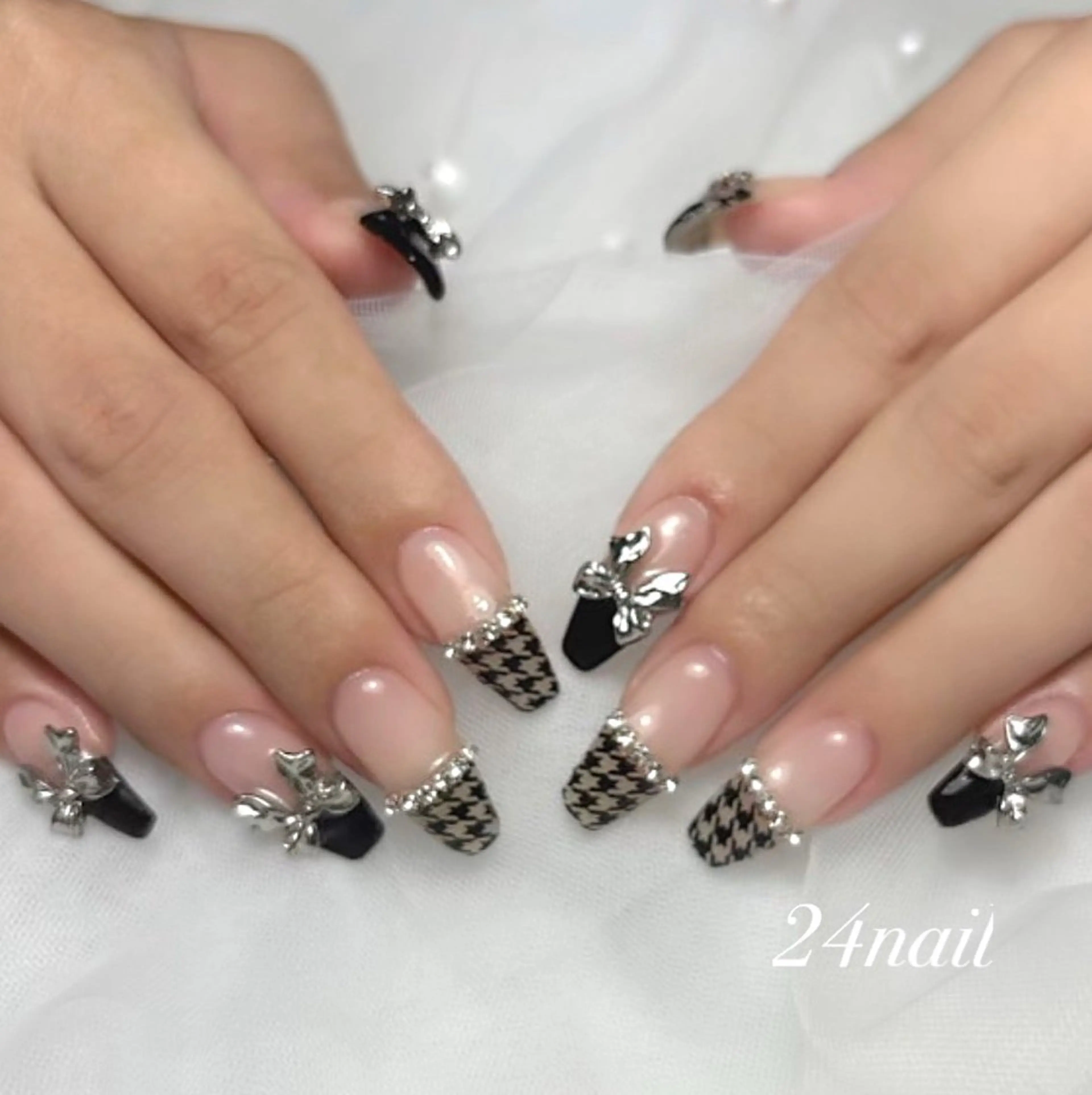 ネイル ハンドネイル 24 nailのネイルデザイン