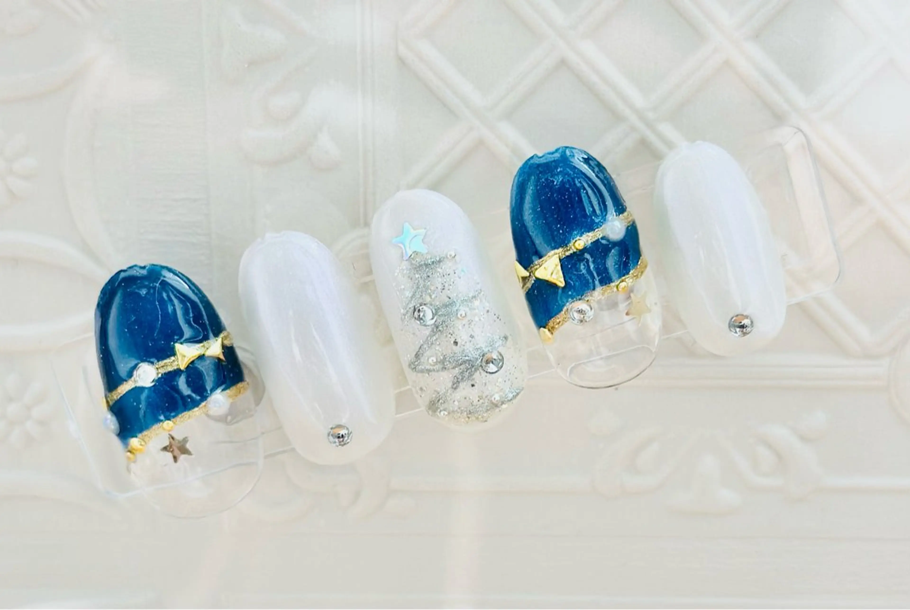 ネイル 冬ネイル クリスマス nailsalon oluoluのネイルデザイン