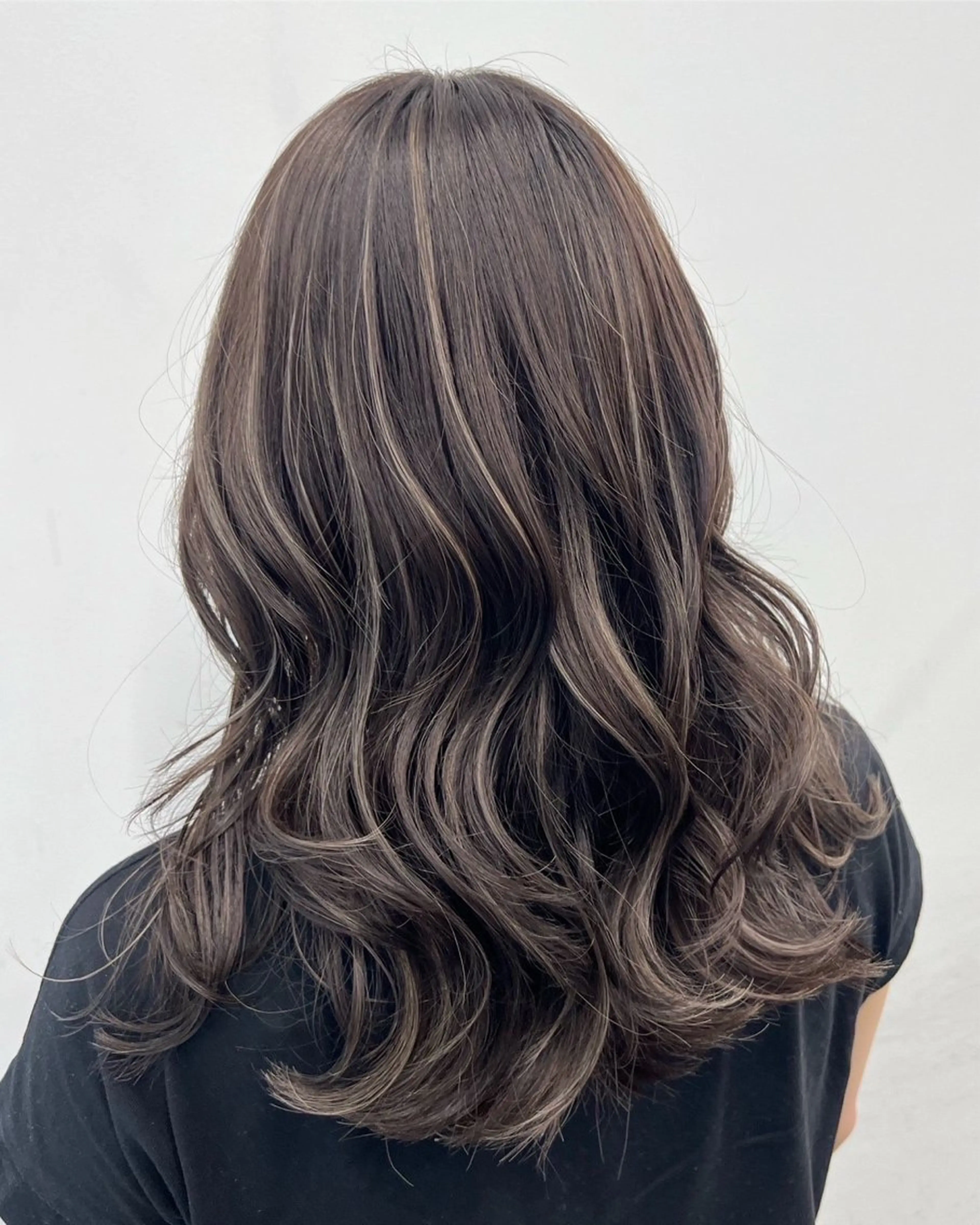 ロング ヘアカラー トリートメント ambleluxe 🌈透明感カラー中野のヘアスタイル